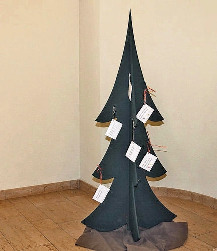 Ein Adventsbaum voller Wünsche