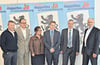 Vertreter des überparteilichen Pro-Komitees: Alfred Stricker (pu), Illustrator Hannes Friedli (SP), Monica Sittaro (FDP), Yves Noël Balmer (SP), Mathias Steinhauer (EVP) und Willi Rohner (pu). (Bild: pk)