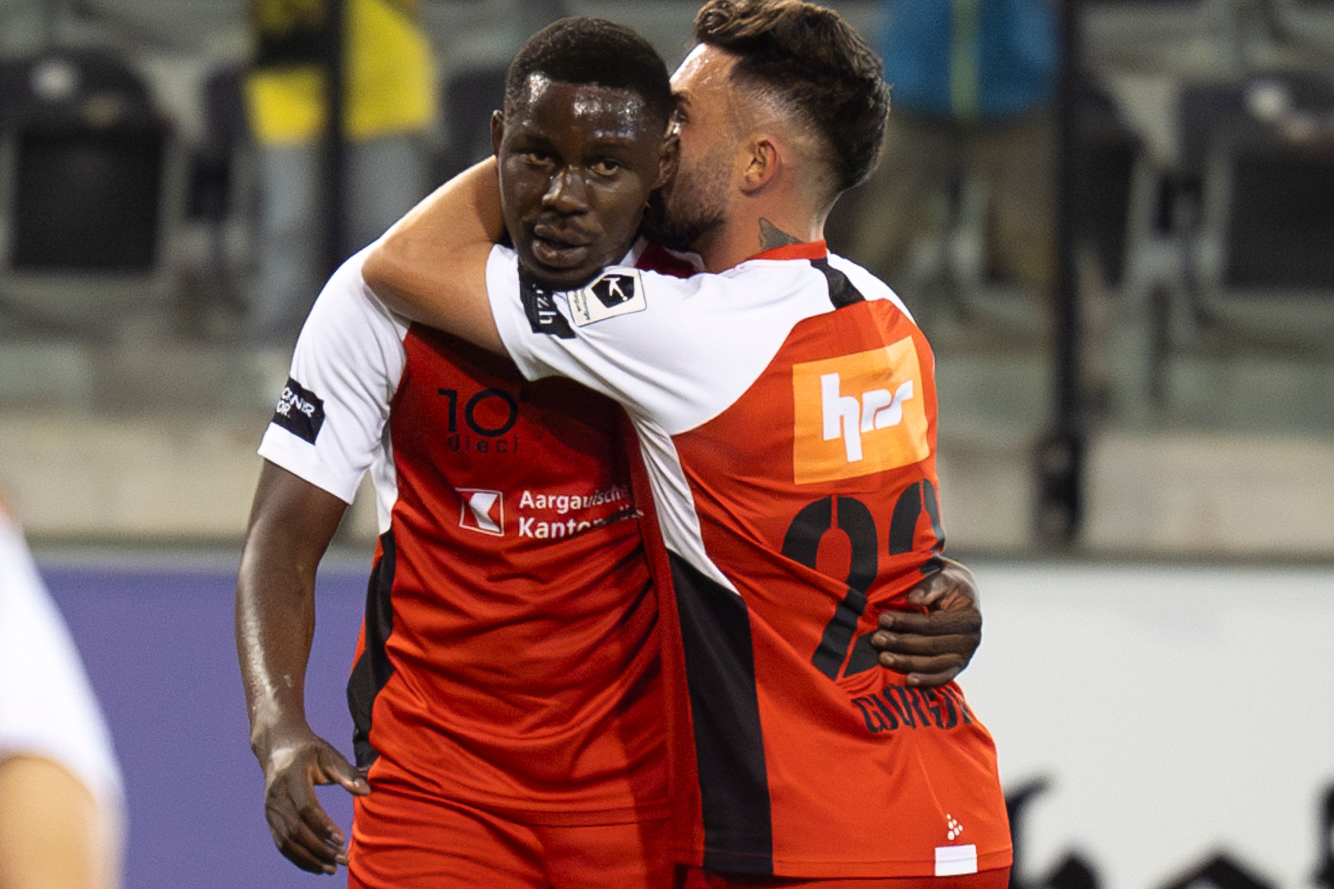 Yannick-Toure-vor-dem-Absprung-Wo-wir-Ferien-machen-geht-der-Topst-rmer-des-FC-Aarau-bald-auf-Torejagd