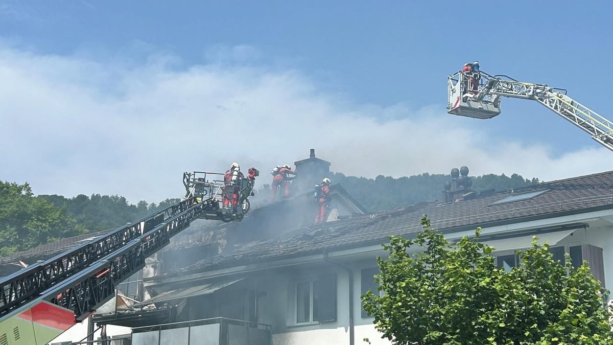Adliswil: Sieben Wohnungen nach Brand unbewohnbar Adliswil: Sieben Wohnungen nach Brand unbewohnbar