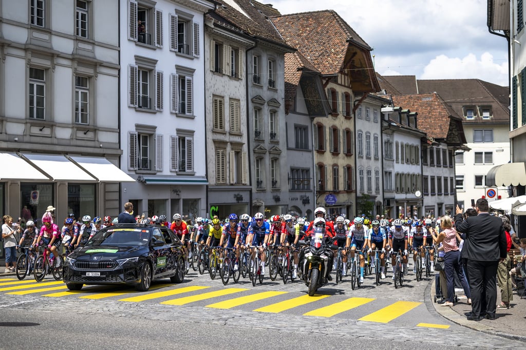 Aarauer Altstadt als Kulisse: Die schönsten Bilder vom Start der zweiten Etappe der Tour de Suisse