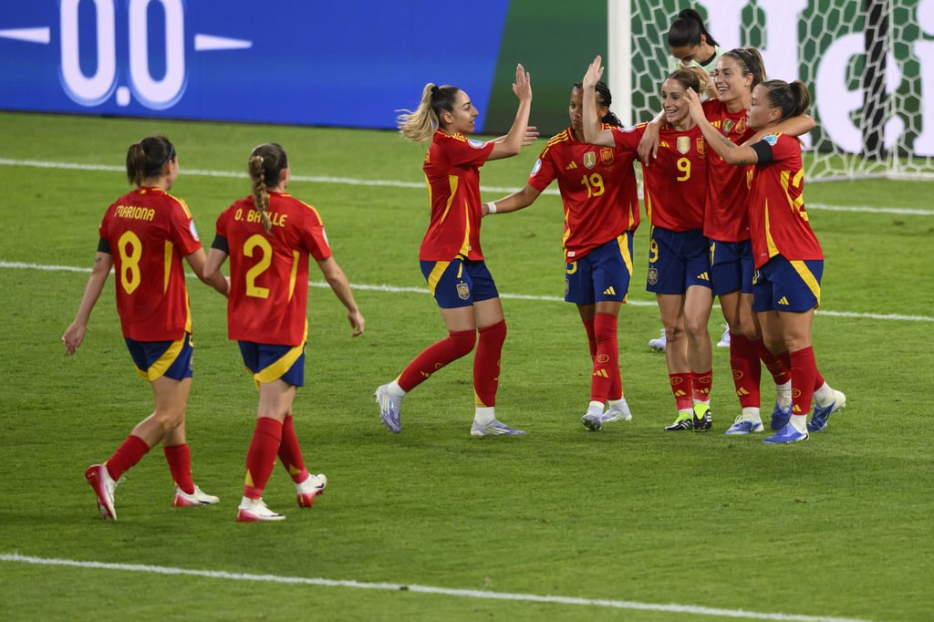 5:0! Spanien überrollt Portugal ++ Italien überwindet seinen Belgien-Fluch