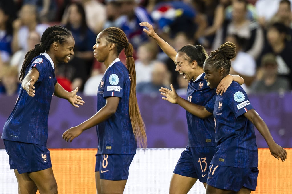Titelverteidiger England verliert gegen Frankreich ++ «Das wird ein Final»: Island-Trainer Halldorsson vor dem Spiel gegen die Schweiz