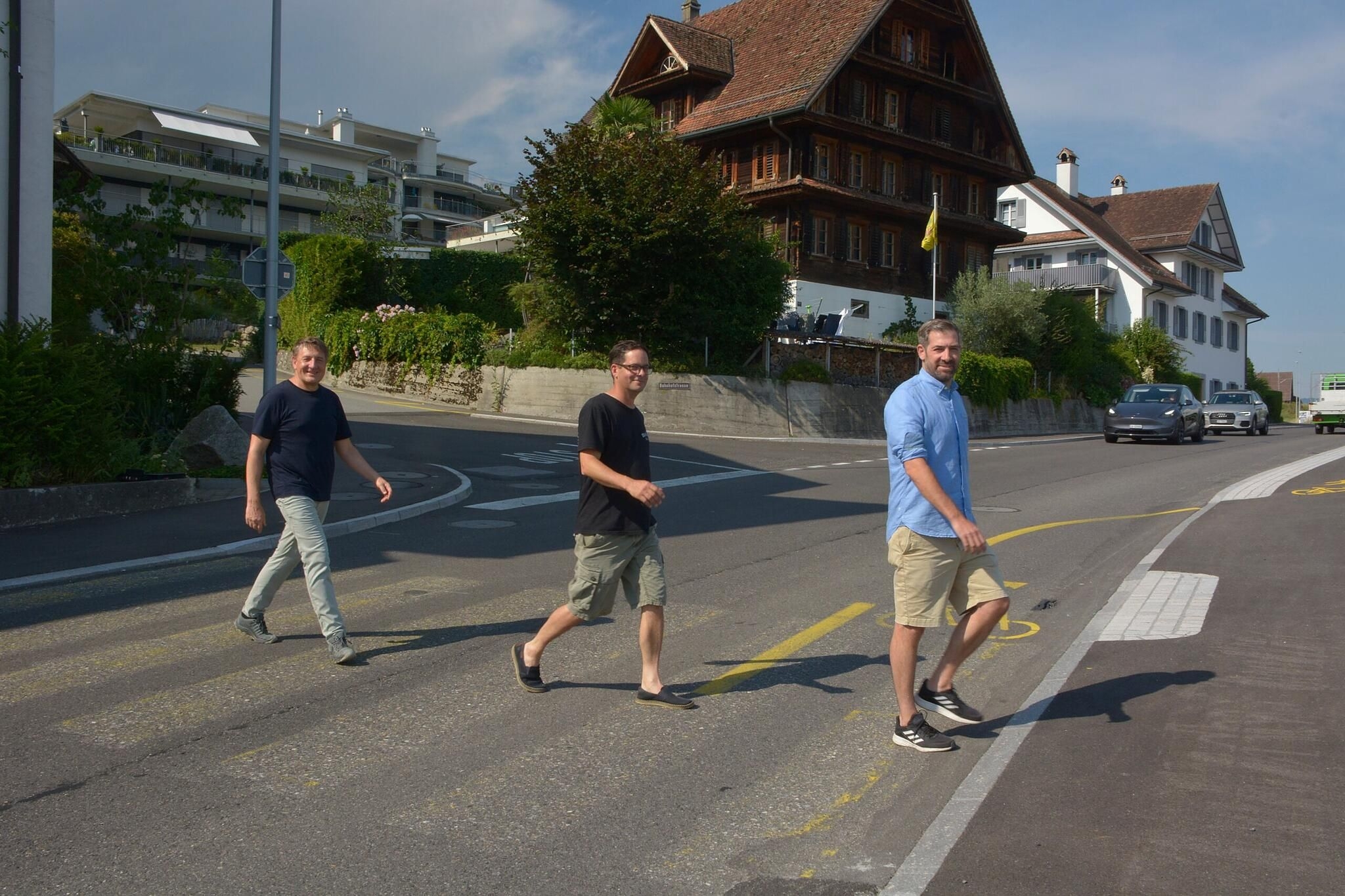 Entfernter-Fussg-ngerstreifen-sorgt-f-r-Unmut-in-Merlischachen