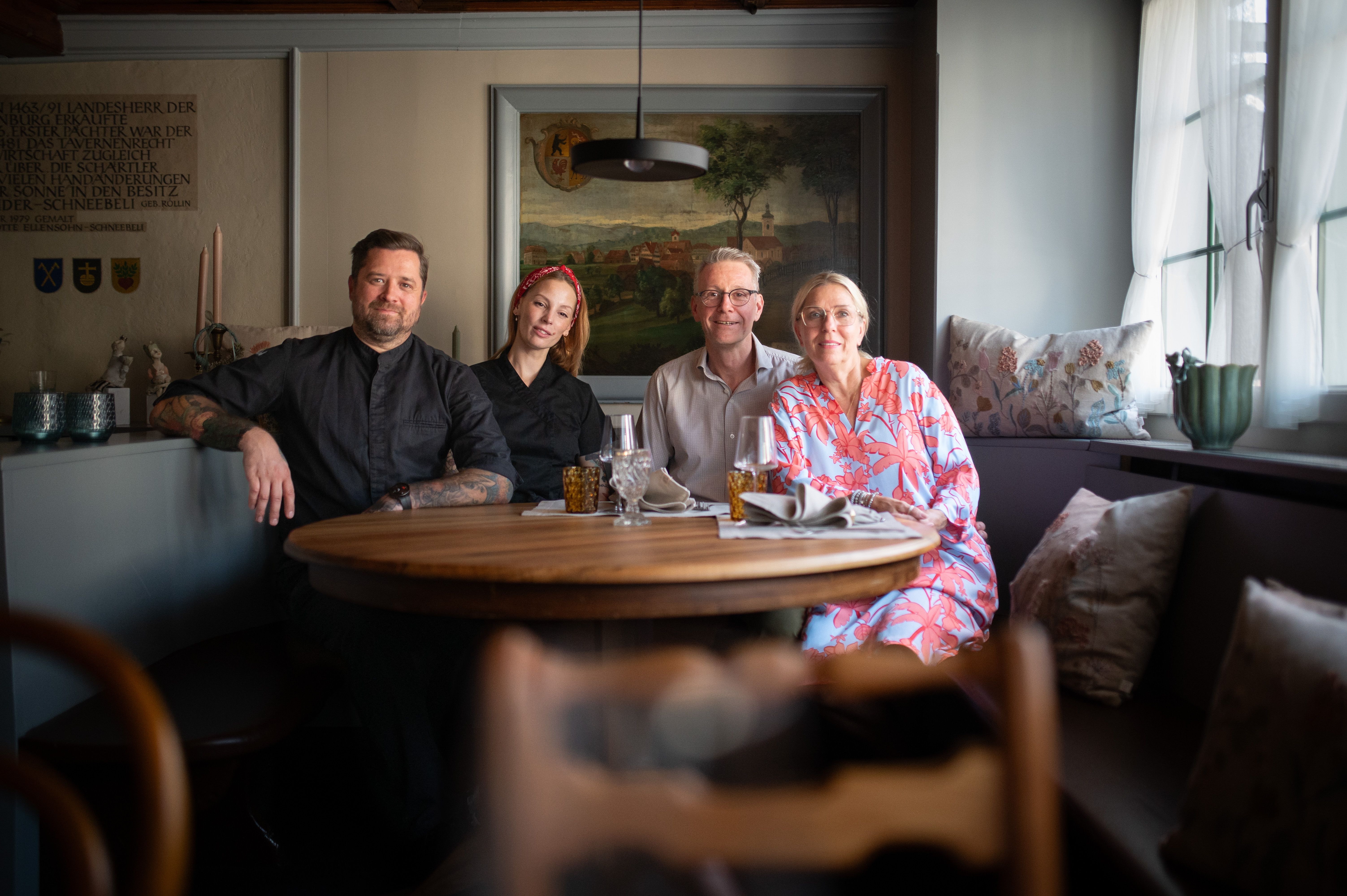 Nach-monatelanger-Sanierung-strahlt-die-Gossauer-Sonne-wieder