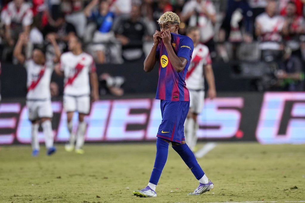 VAR ausgefallen: Barca stolpert bei Rayo Vallecano ++ Liverpool schlägt Arsenal dank Szoboszlais Wunderfreistoss
