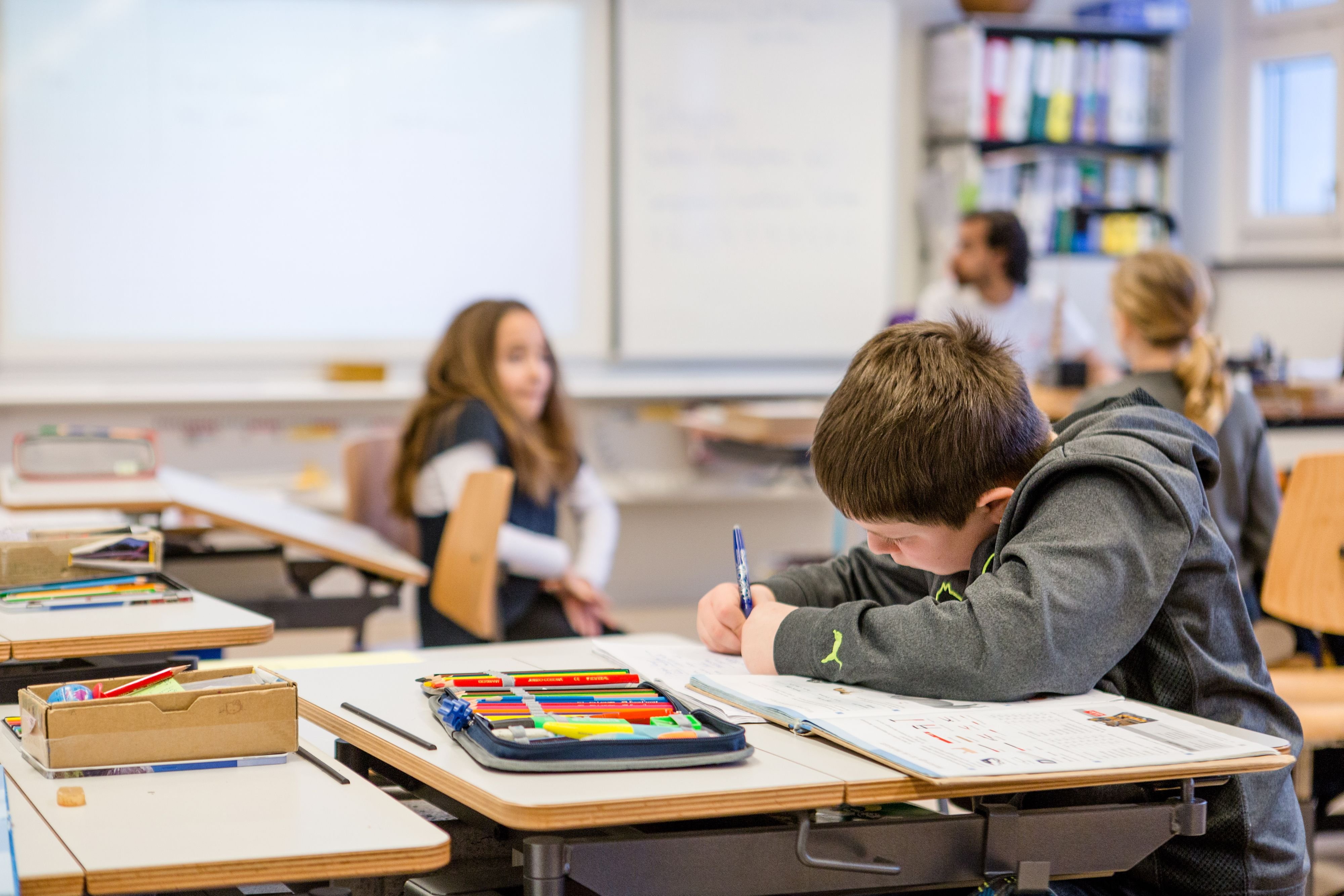 Werden-Buben-in-der-Schule-wirklich-diskriminiert-