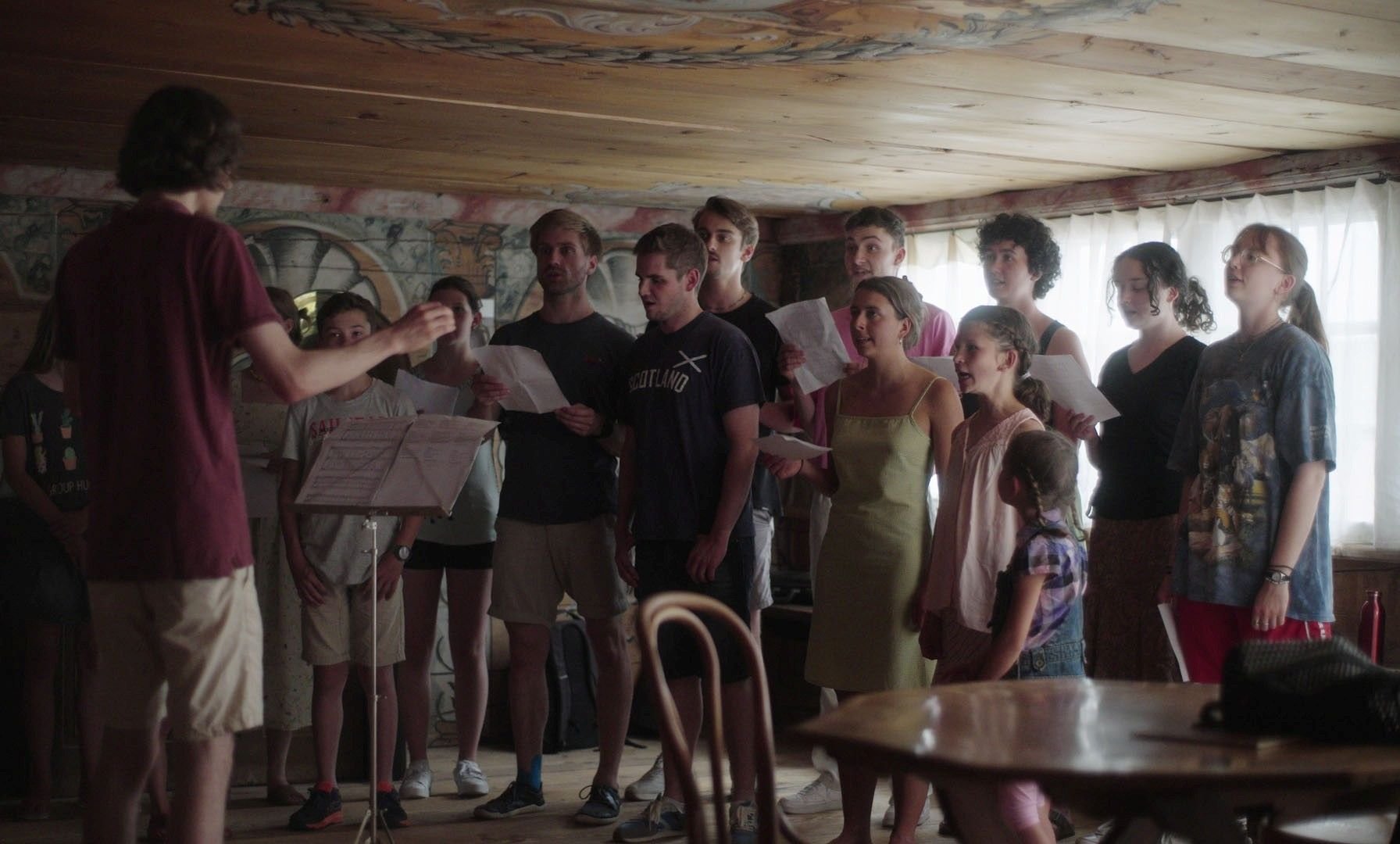 Zwischen-Ratzliedli-und-Jugendliebe-Das-Kurzfilmprojekt-Zucker-erz-hlt-von-allt-glichen-Momenten-eines-Appenzeller-Jodelchors