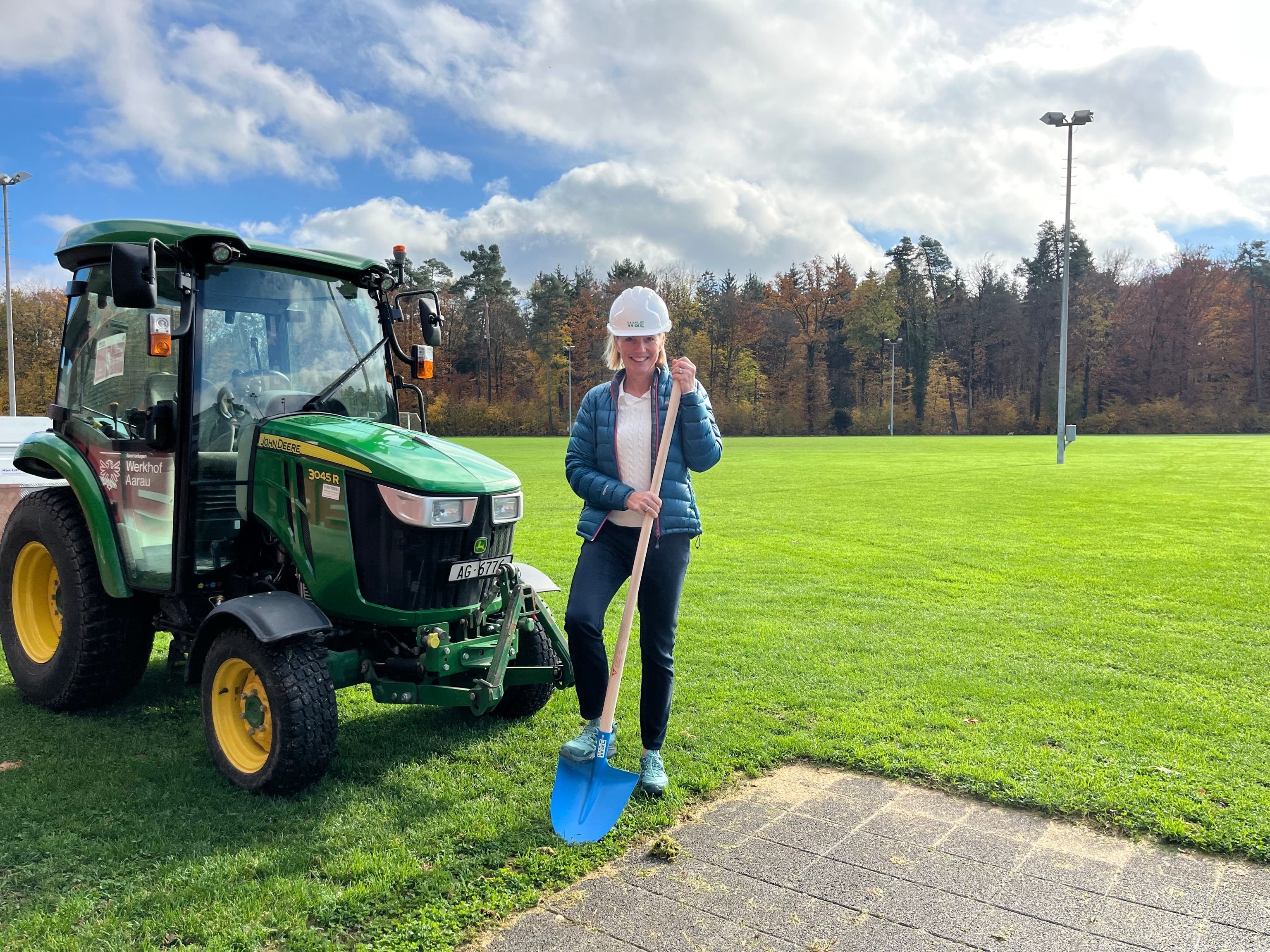 Anpfiff-im-Winkel-die-Arbeiten-starten