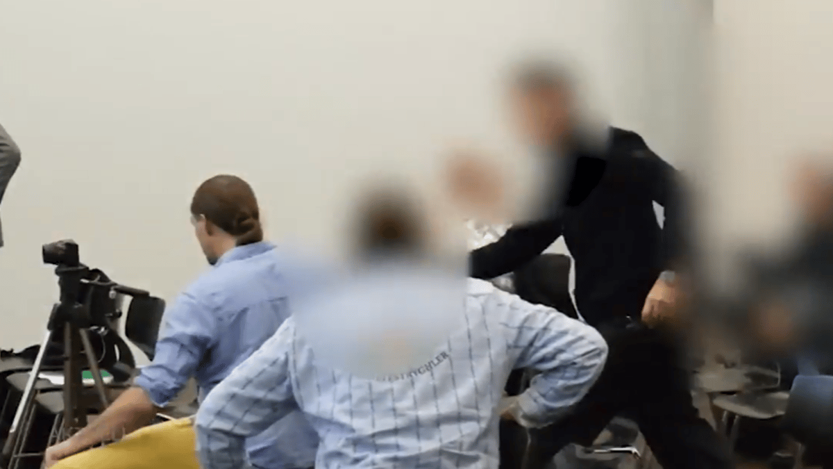 Scandal at FHNW: Corona skeptic confronted by ETH professor