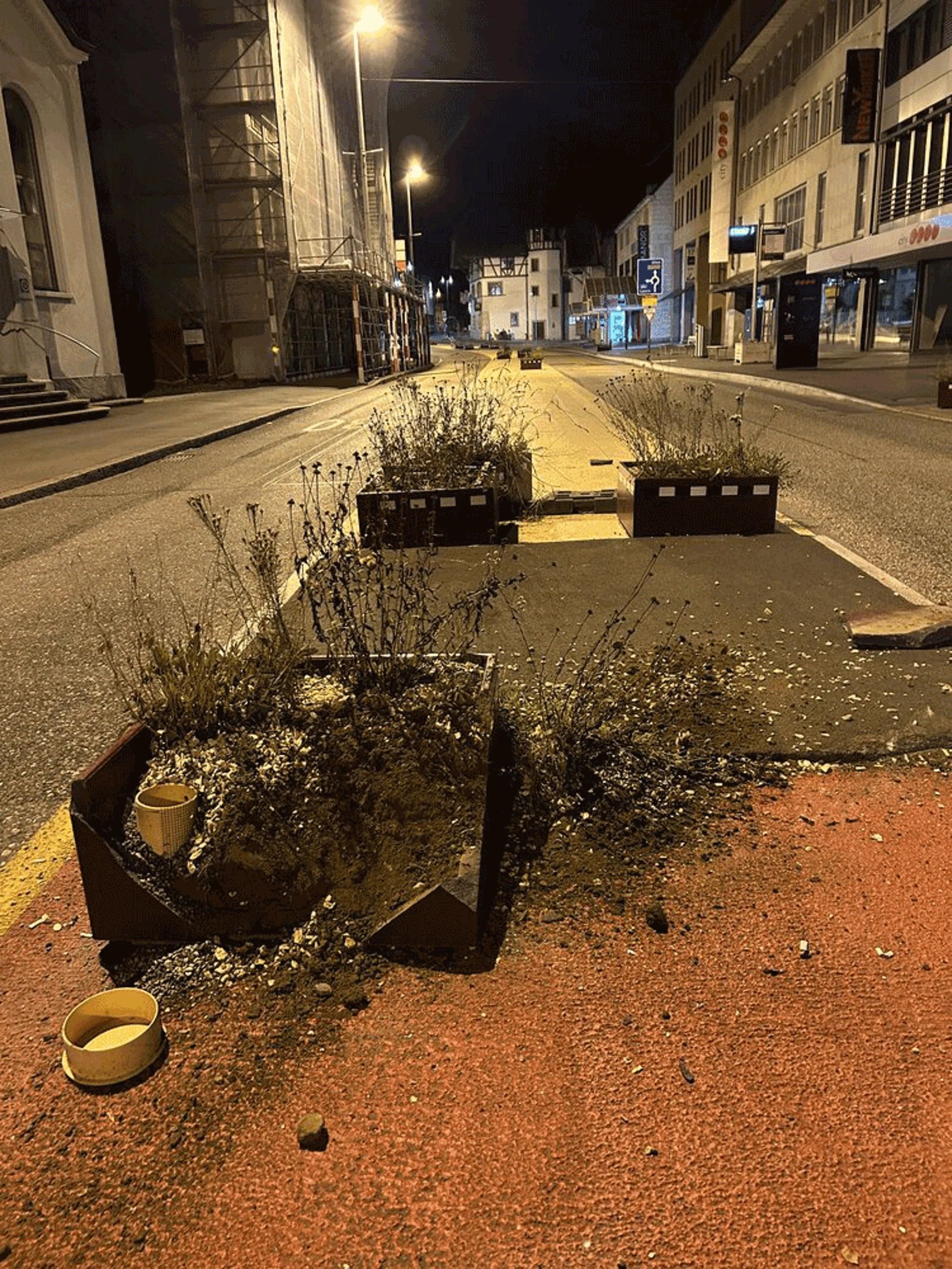 Ohne-Alkohol-im-Blut-w-re-das-Urteil-h-rter-Diese-Strafe-kassiert-der-Verkehrsrowdy-von-der-Bahnhofstrasse