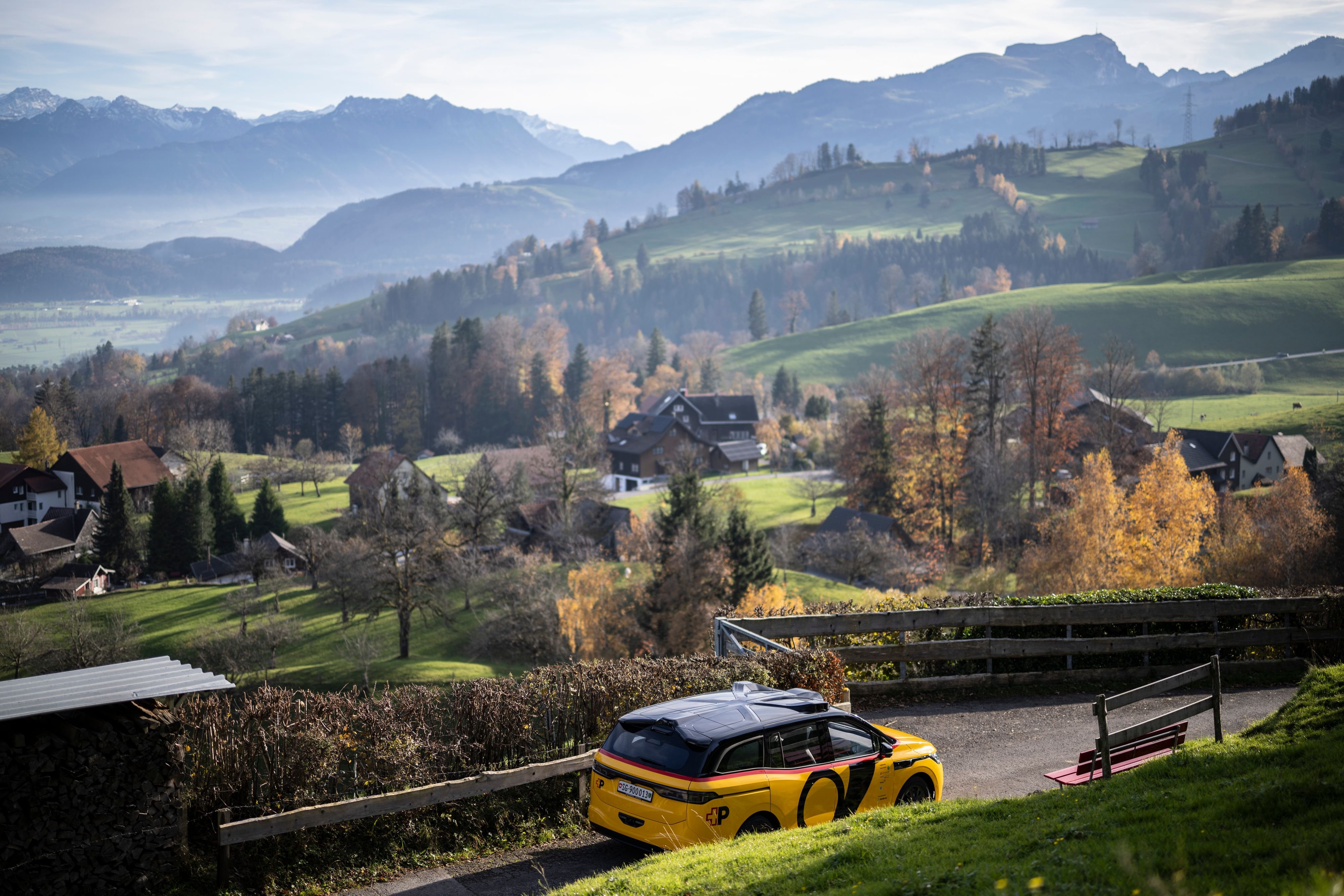 Appenzell region: PostBus tests self-driving vehicles