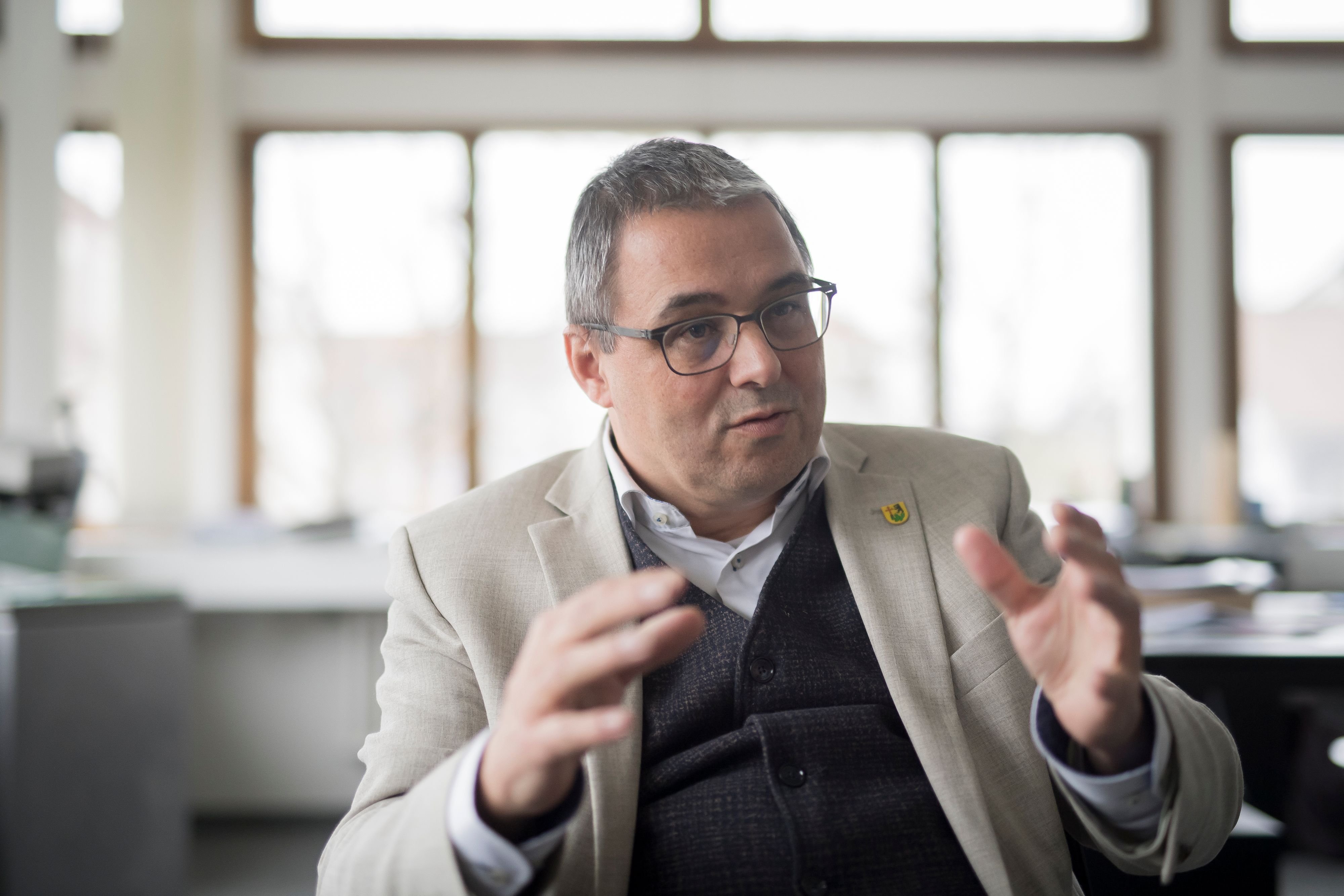 -alle-bekommen-ihr-fett-weg-der-gossauer-stadtpr-sident-wolfgang-giella-ber-seinen-harten-sparkurs