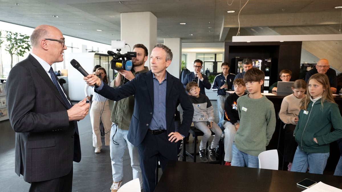 Martin Pfister interviewed for Future Day