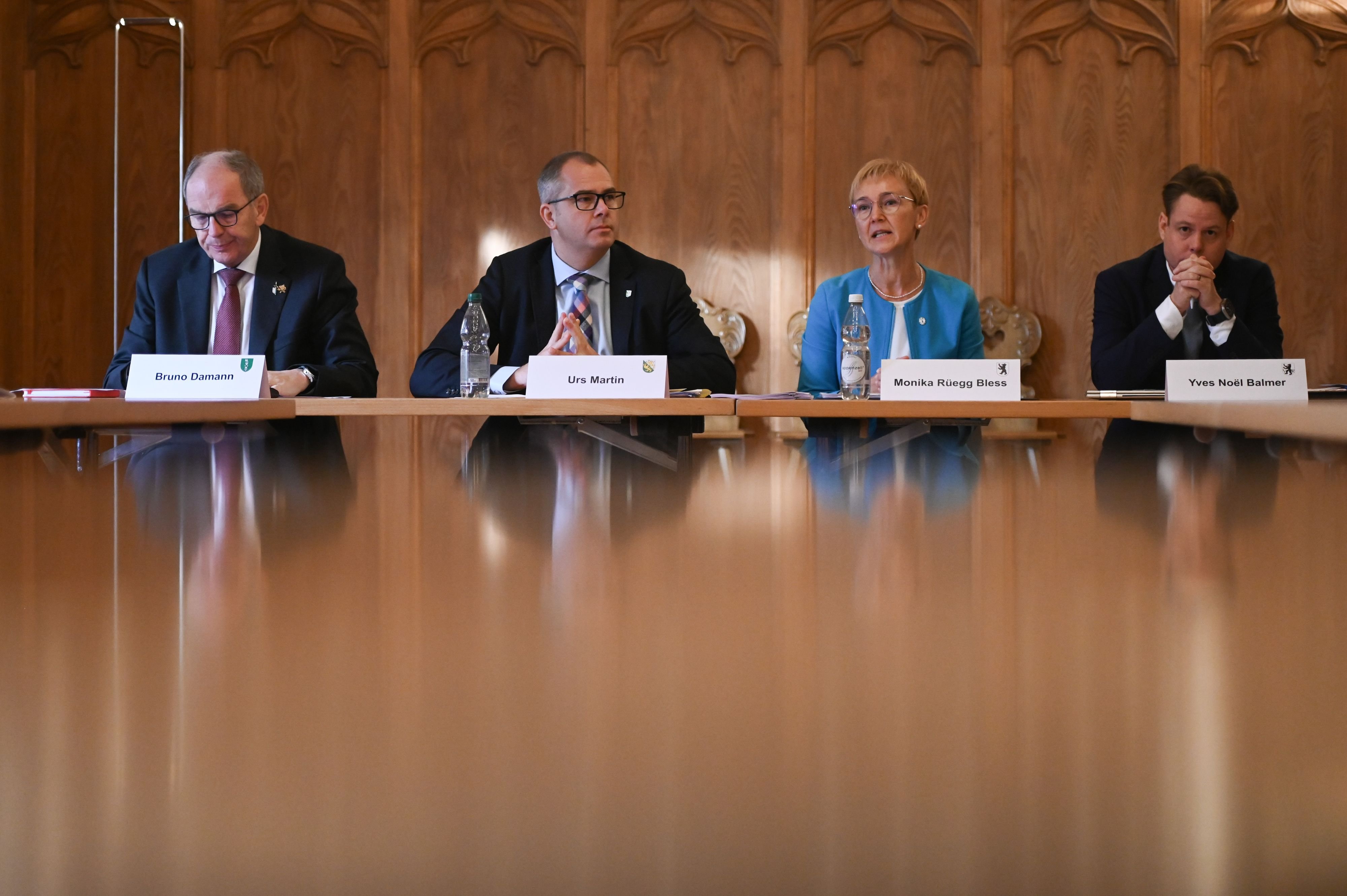 Eastern Switzerland Hospital Planning: Plans Alone Won't Lead to Lower ...