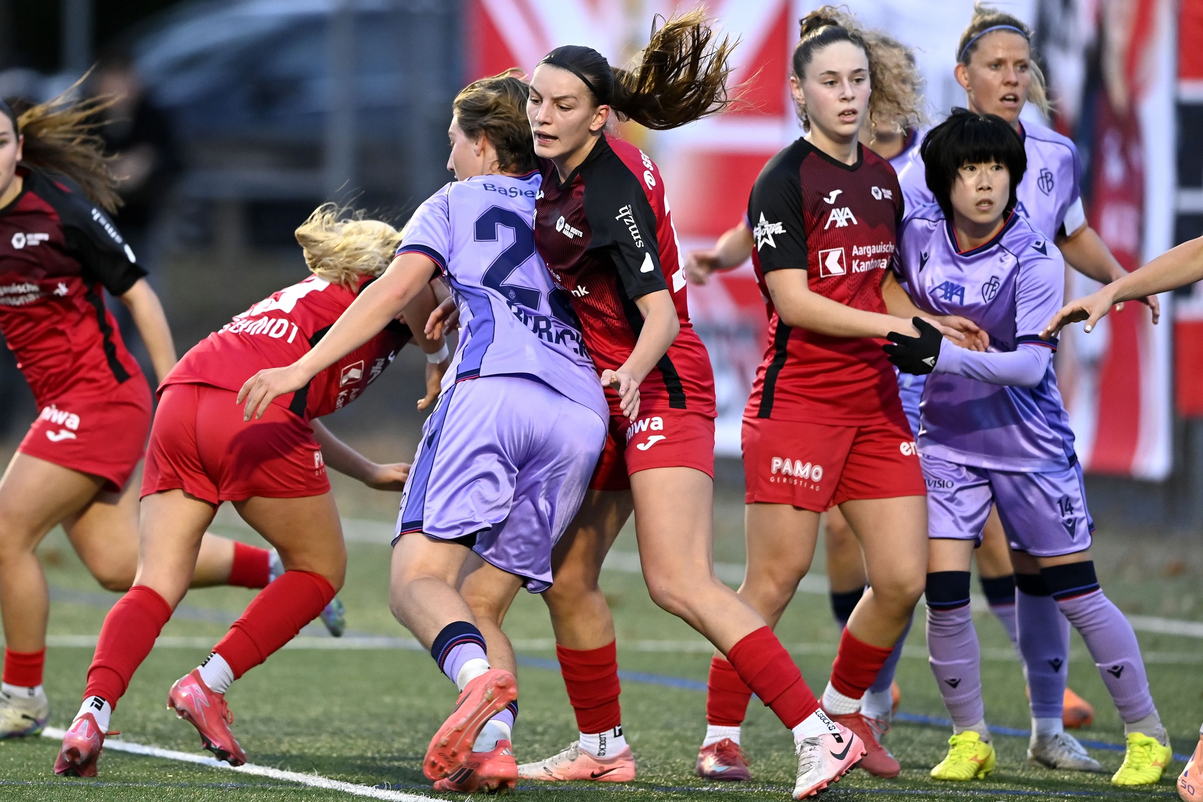 Aarau-k-mpft-Basel-siegt-Red-Boots-gehen-im-Heimspiel-leer-aus