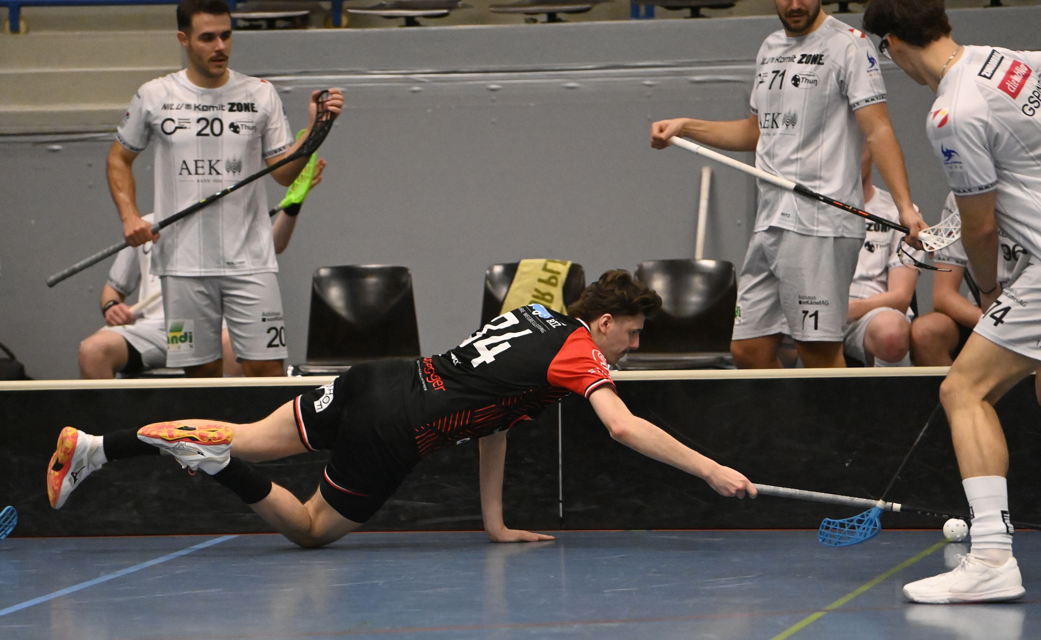 Resultate-l-gen-nicht-darum-taumelt-Unihockey-Limmattal-Richtung-Abstieg