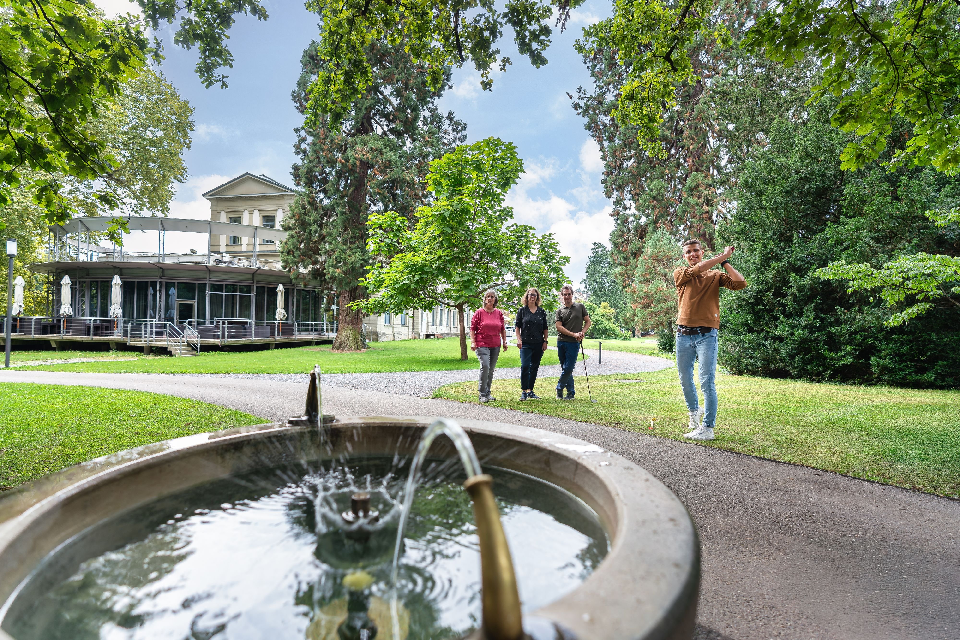 Golfen-in-der-Stadt-statt-auf-dem-Green-So-funktioniert-das-neue-Freizeitangebot