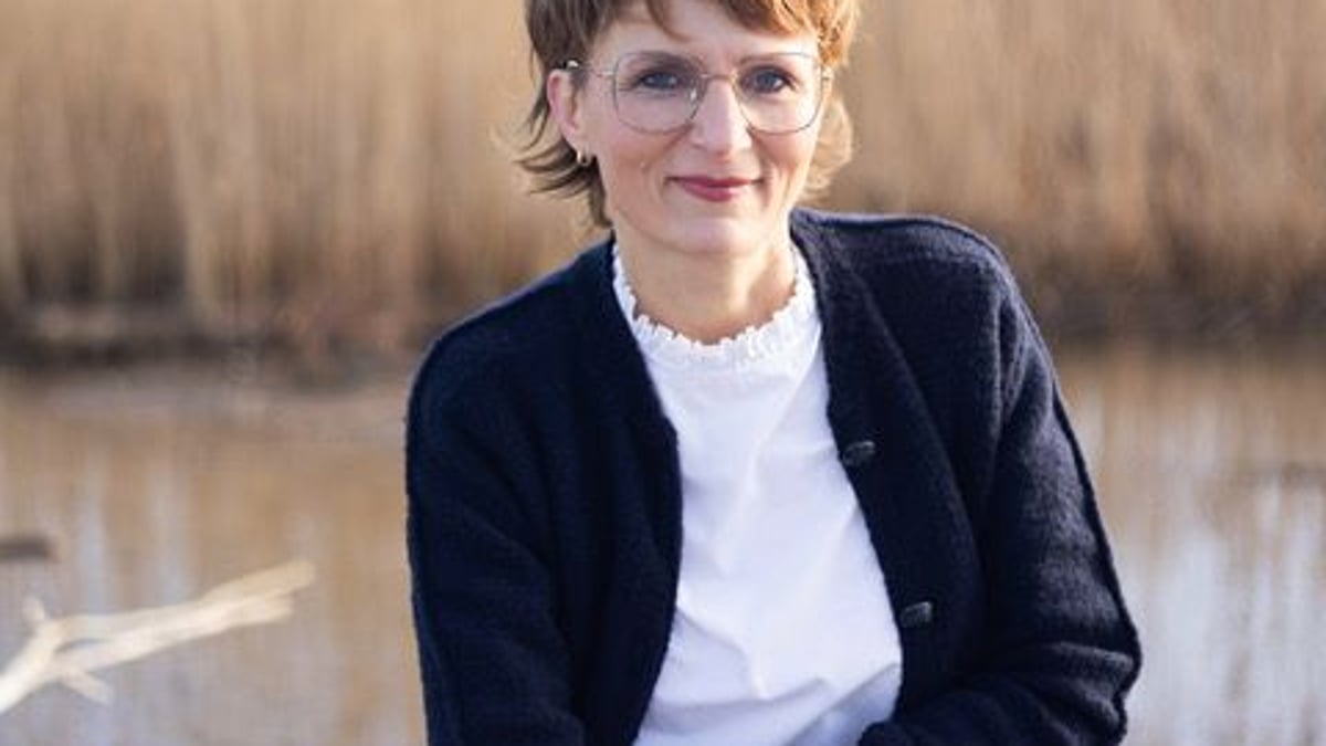 Discovering money history: Women at Brocki Gais