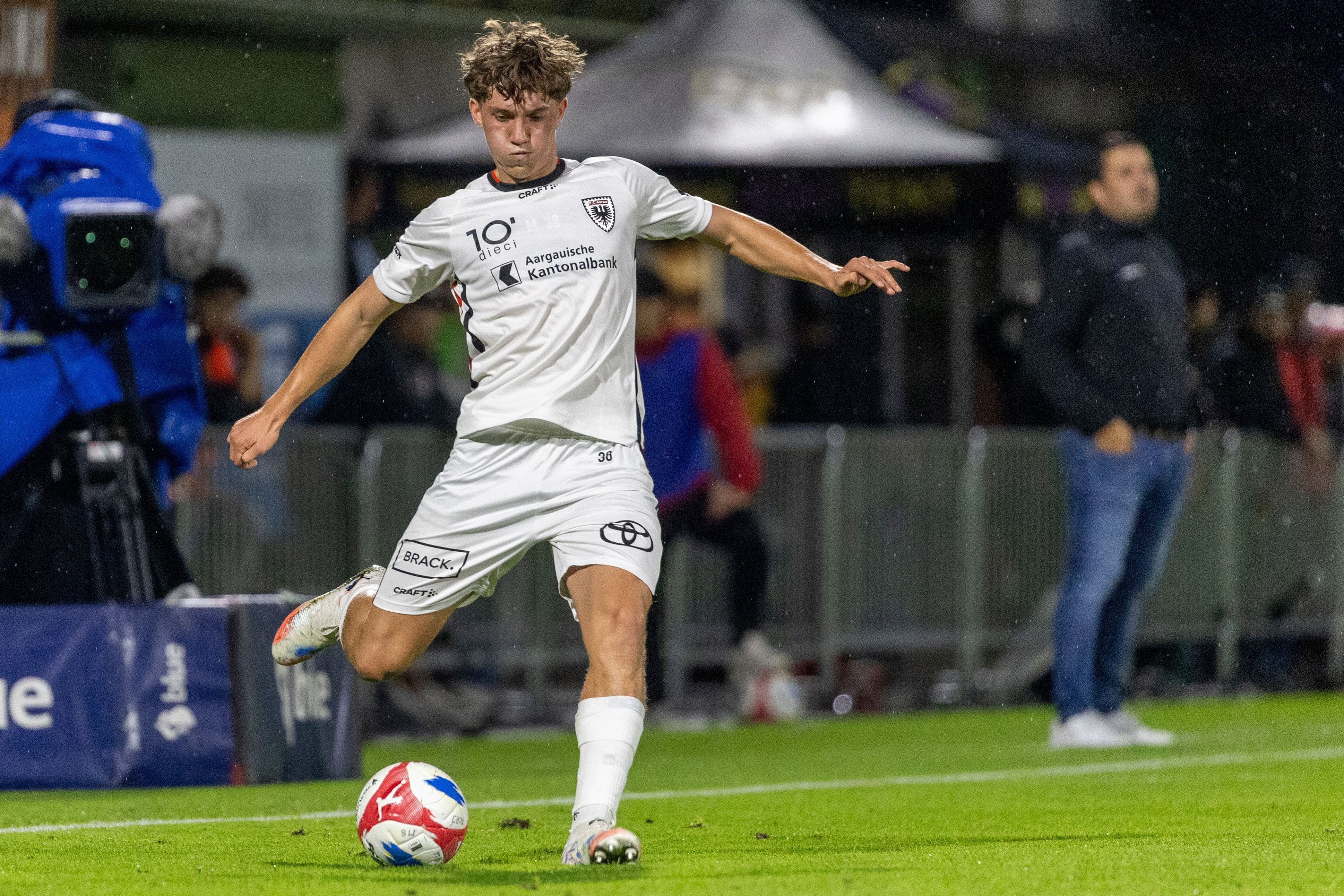 Stade-Nyonnais-zu-Gast-im-Br-gglifeld-gelingt-dem-FC-Aarau-eine-Antwort-auf-die-Bellenz-Schmach-