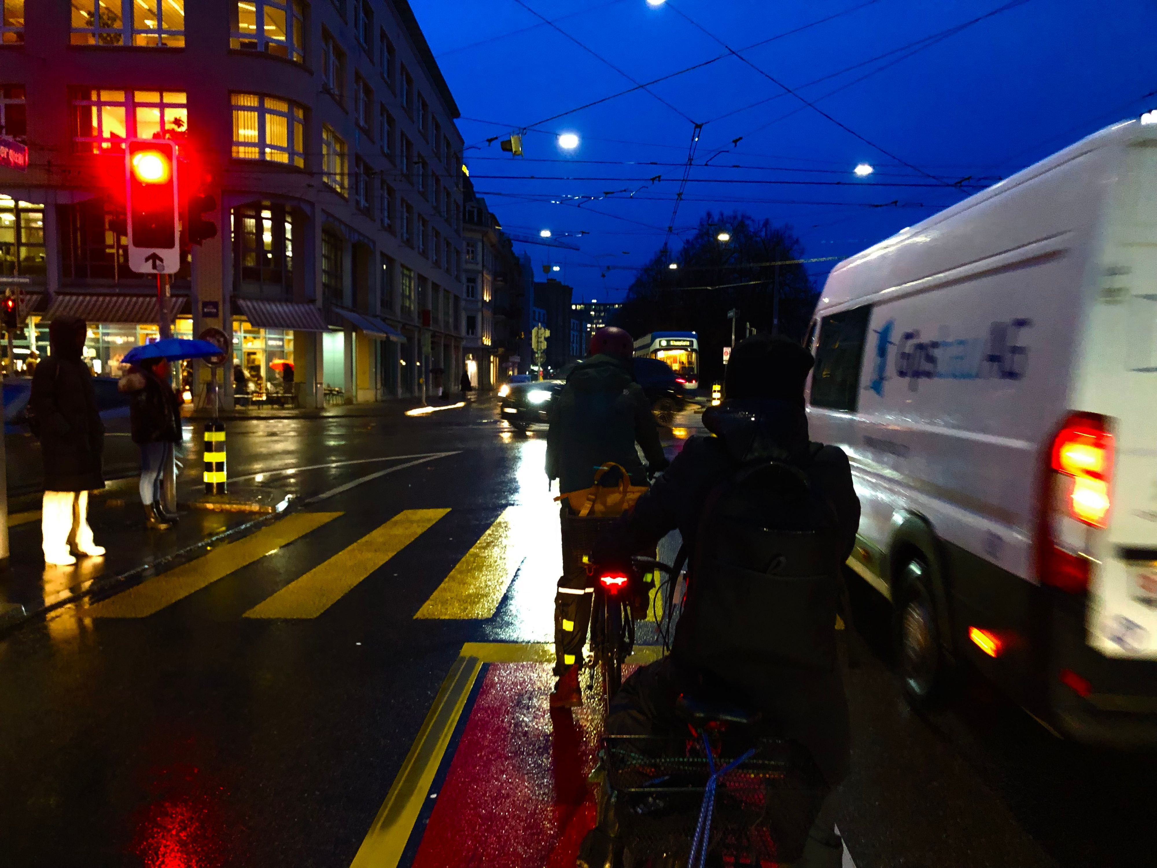 Grafik-beweist-Fussg-nger-verunfallen-jetzt-am-h-ufigsten-warum-ist-das-so-