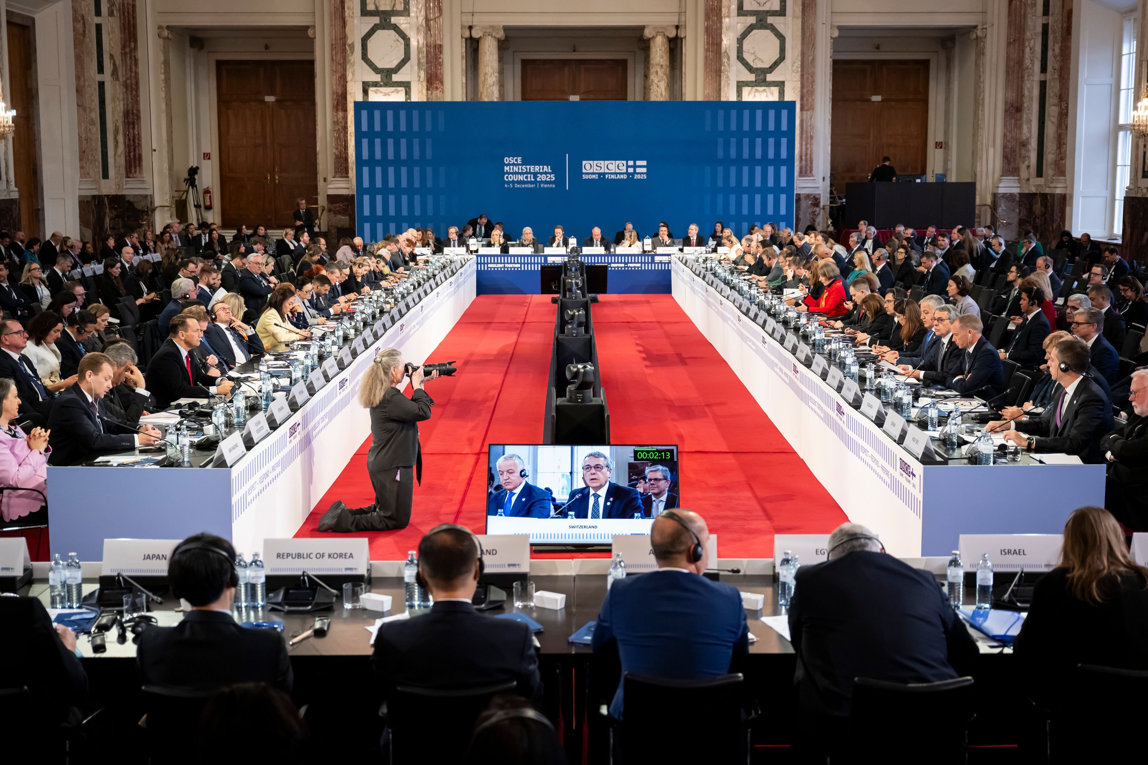 OSZE-Vorsitz-Die-Schweiz-organisiert-in-St-Gallen-eine-internationale-Konferenz-zur-Bek-mpfung-von-Antisemitismus-