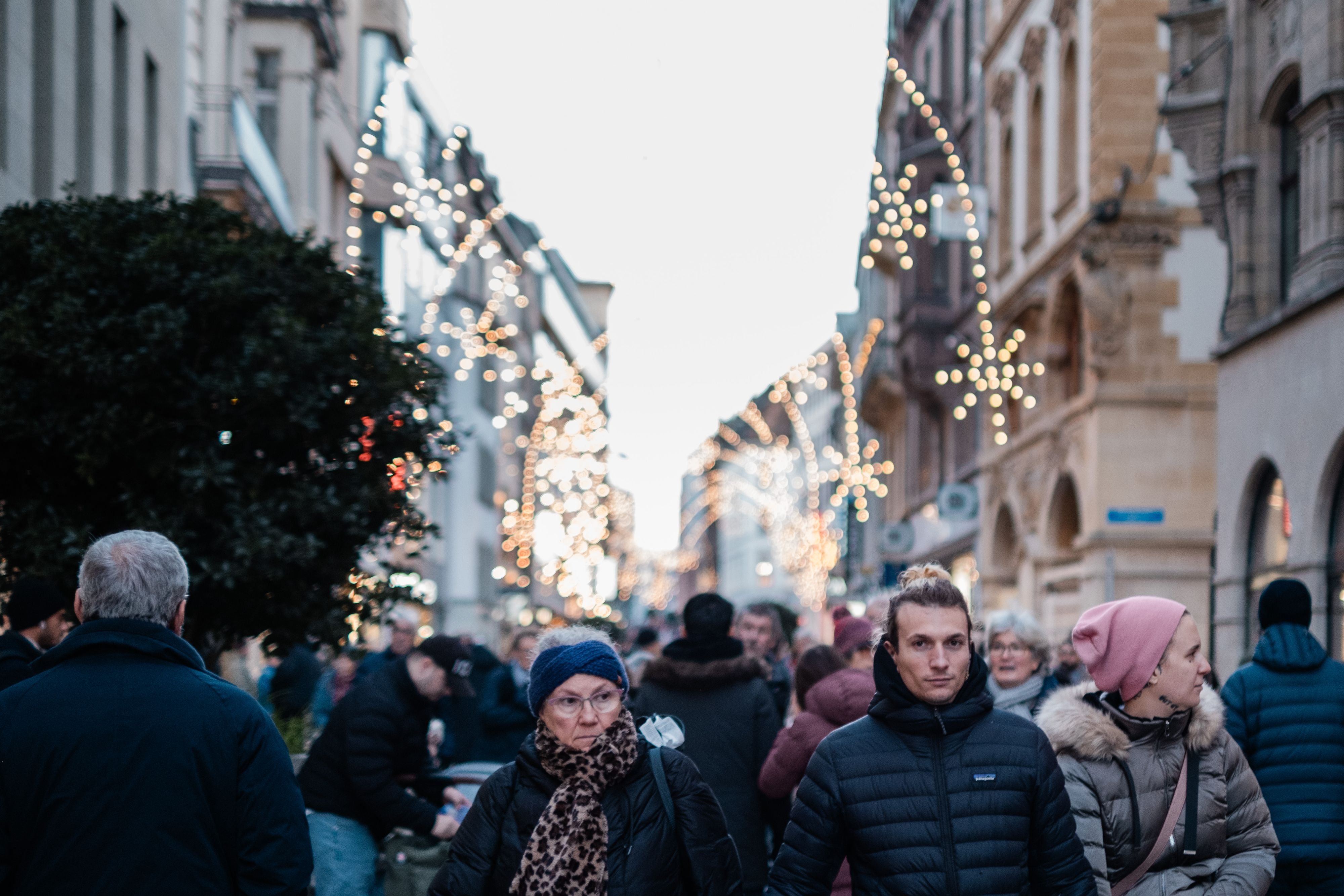 Knallvoller-Basler-Sonntagsverkauf-Warum-hier-das-Weihnachtsgesch-ft-auf-Hochtouren-l-uft