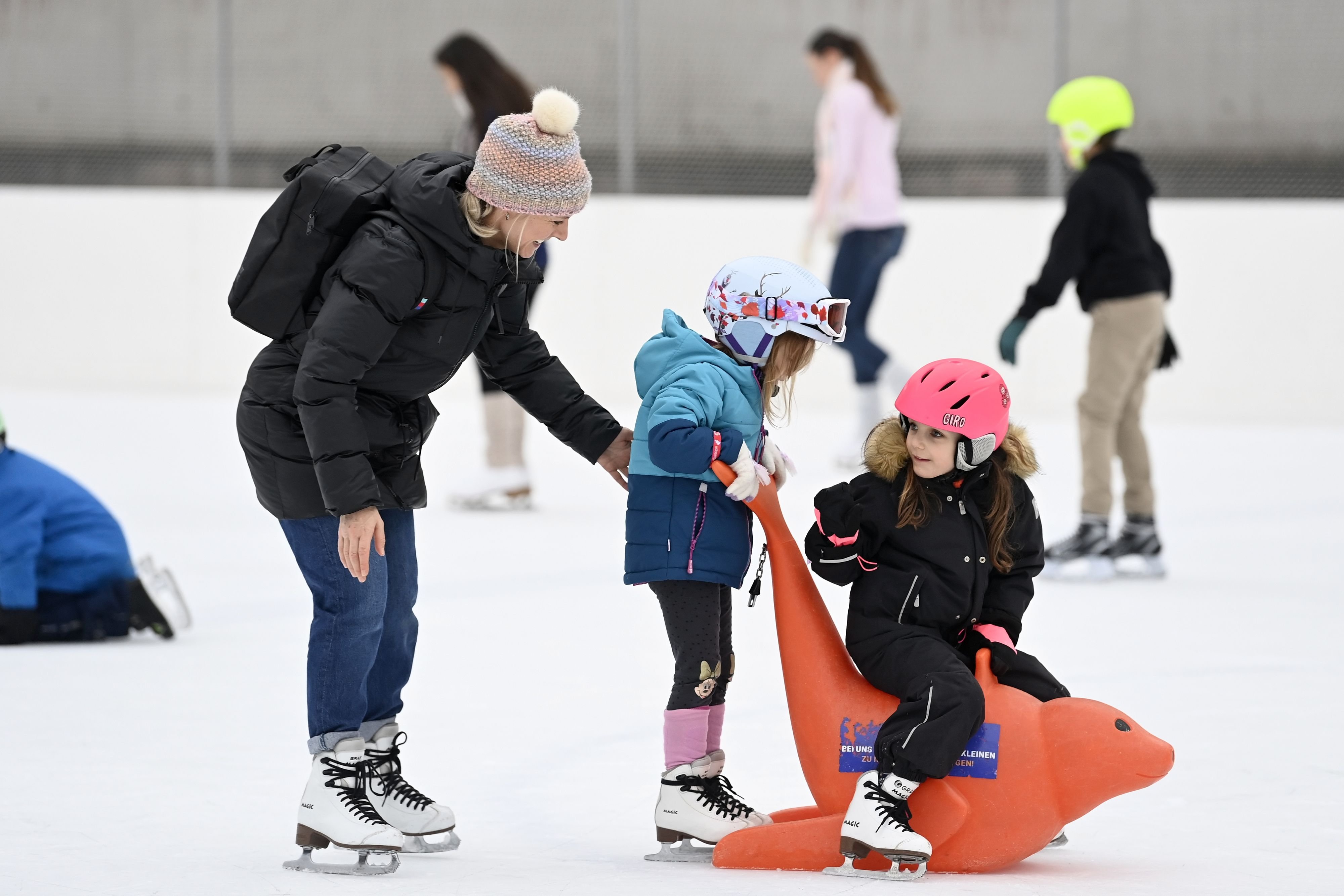 Spass-und-Party-auf-den-Wettinger-Eisfeldern