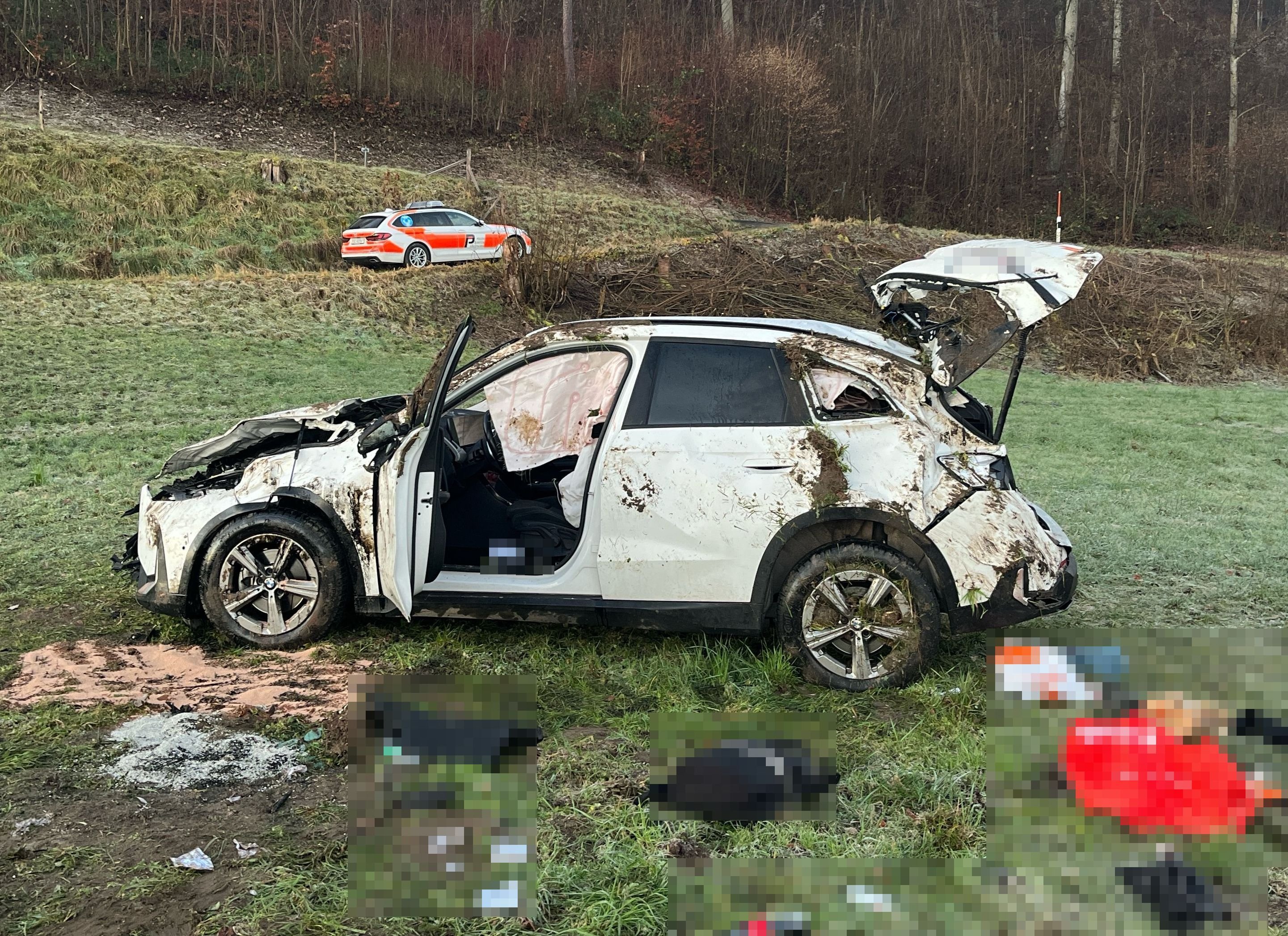 Mann-f-hrt-betrunken-und-verursacht-Unfall-Feuerwehr-muss-ihn-bergen