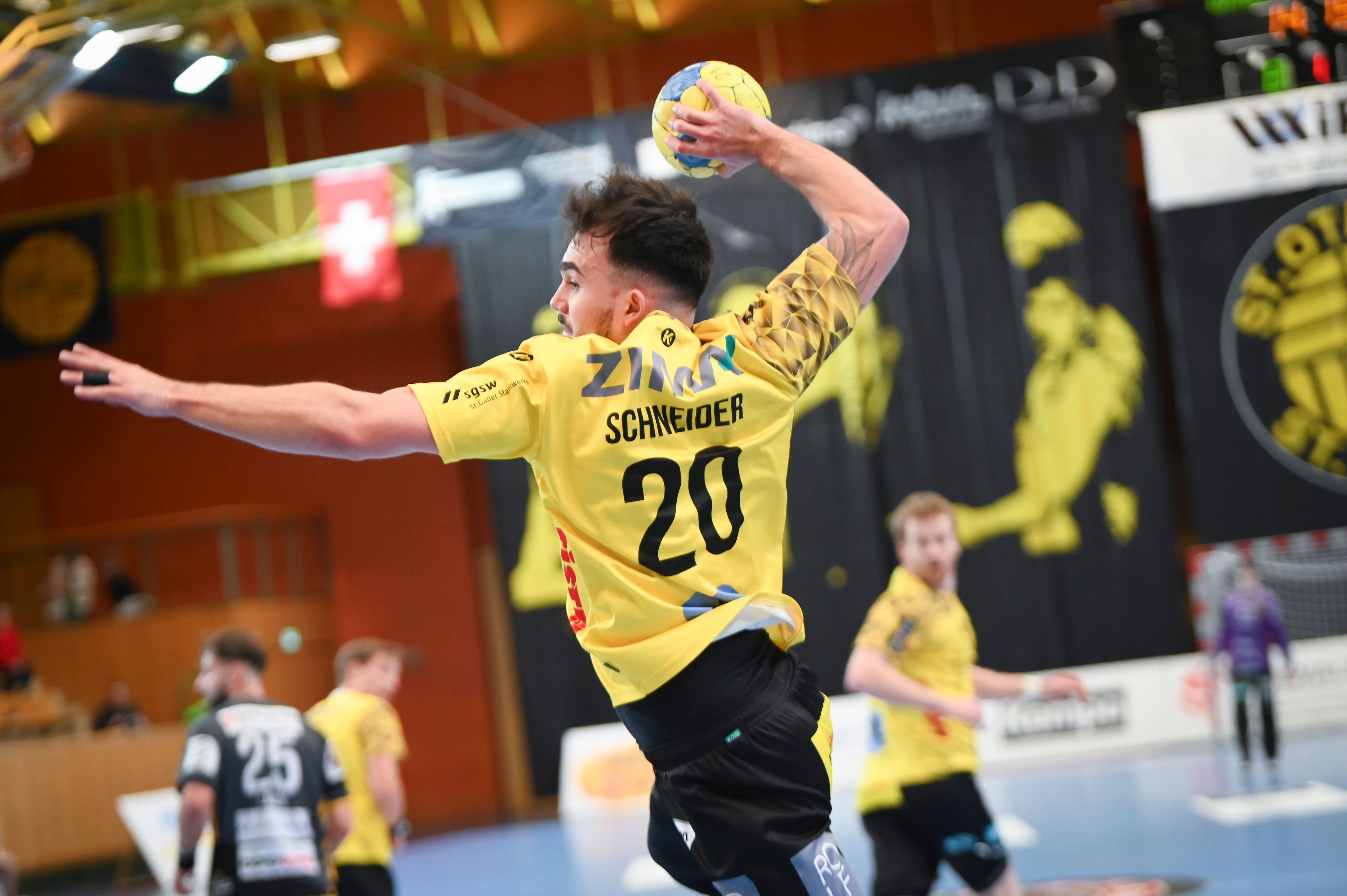 f-r-einmal-leichtes-spiel-f-r-st-otmar-33-26-heimsieg-gegen-den-nachz-gler-in-der-tabelle