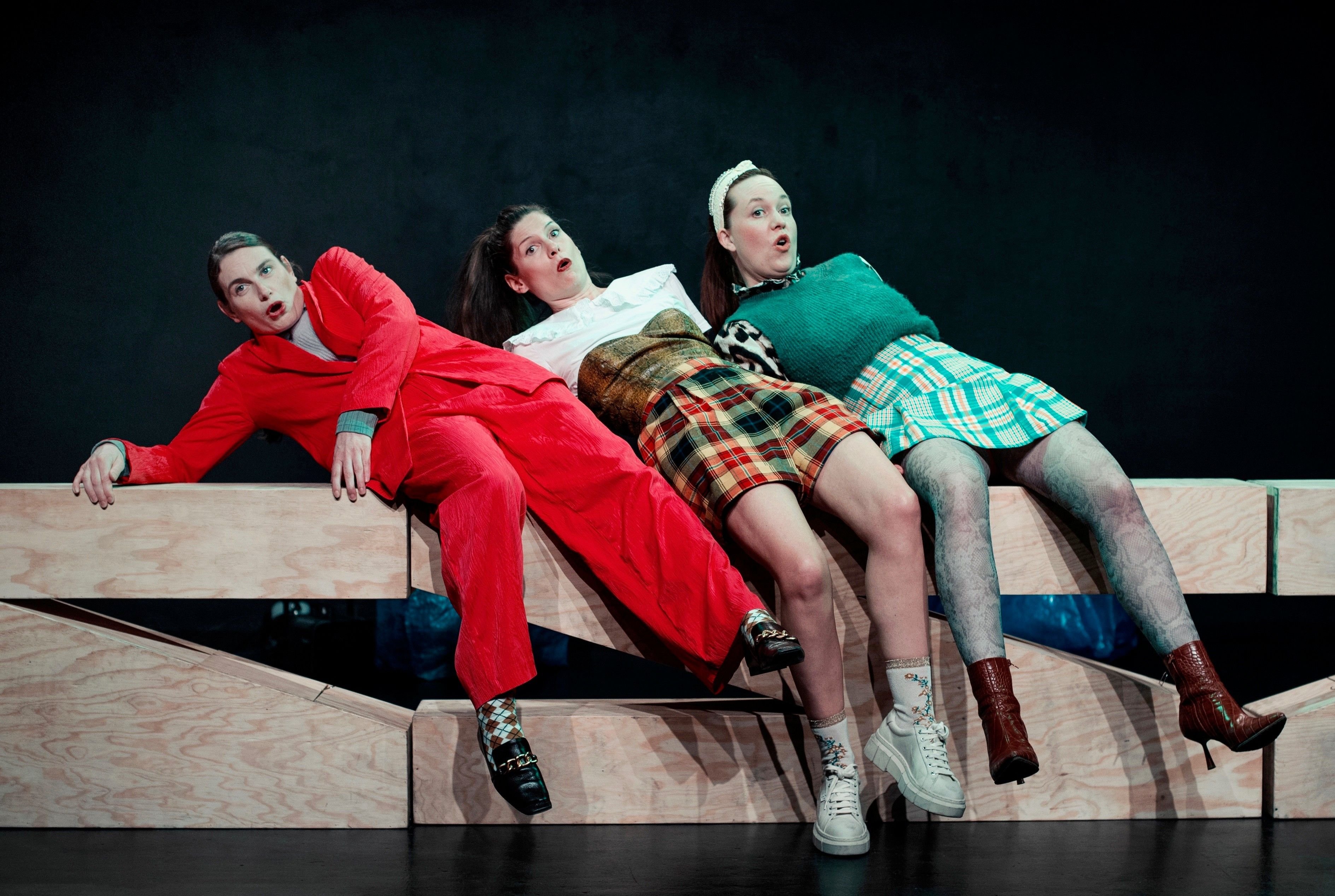 Schwarzer-Humor-Satire-und-Frauenpower-Das-bietet-das-Kreuzlinger-Theater-an-der-Grenze-in-der-kommenden-Spielsaison