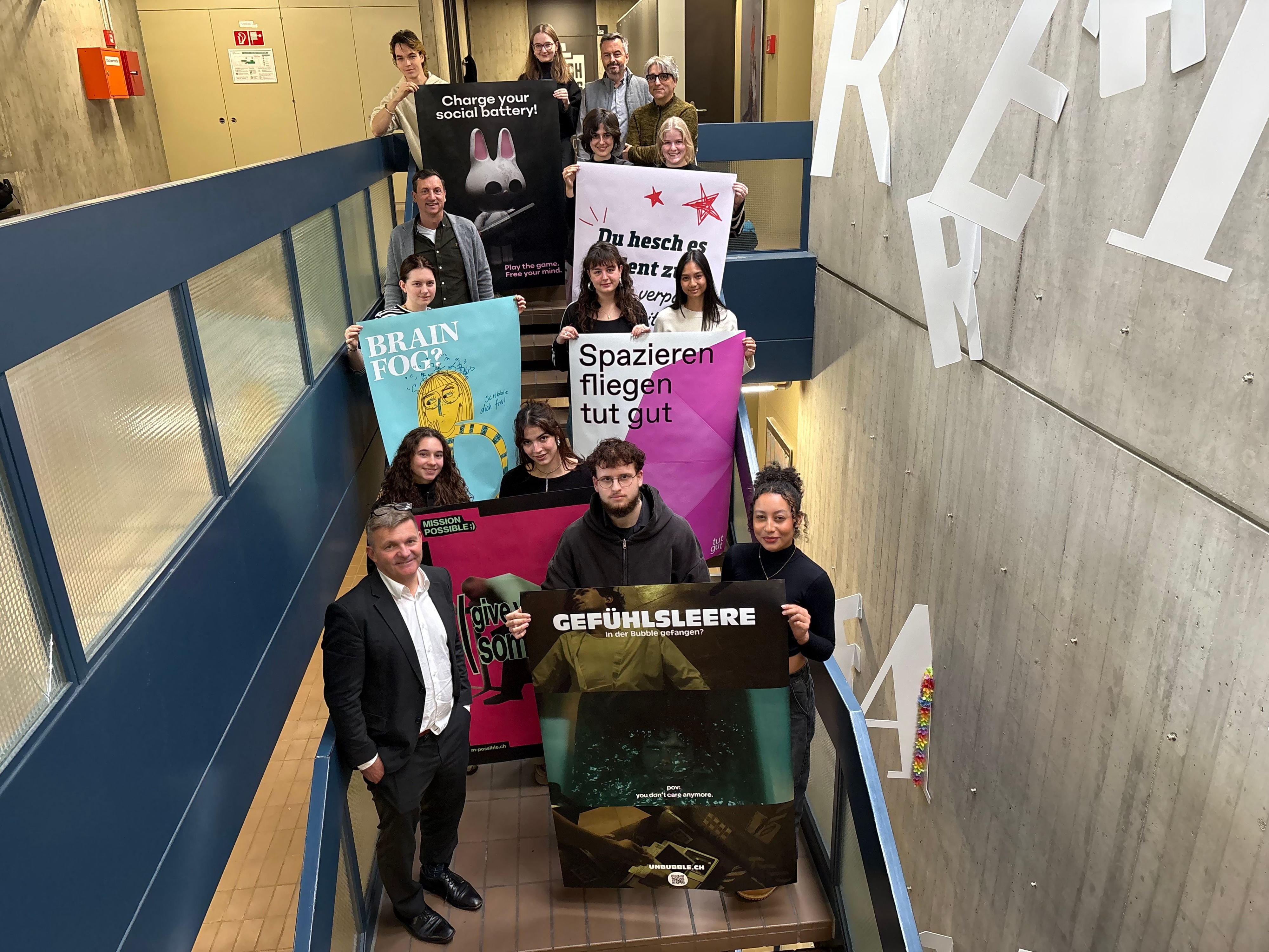 Wenn-Plakate-zum-Handeln-auffordern-Eine-Kampagne-der-Schule-f-r-Gestaltung-r-ckt-mentale-Gesundheit-in-den-Fokus