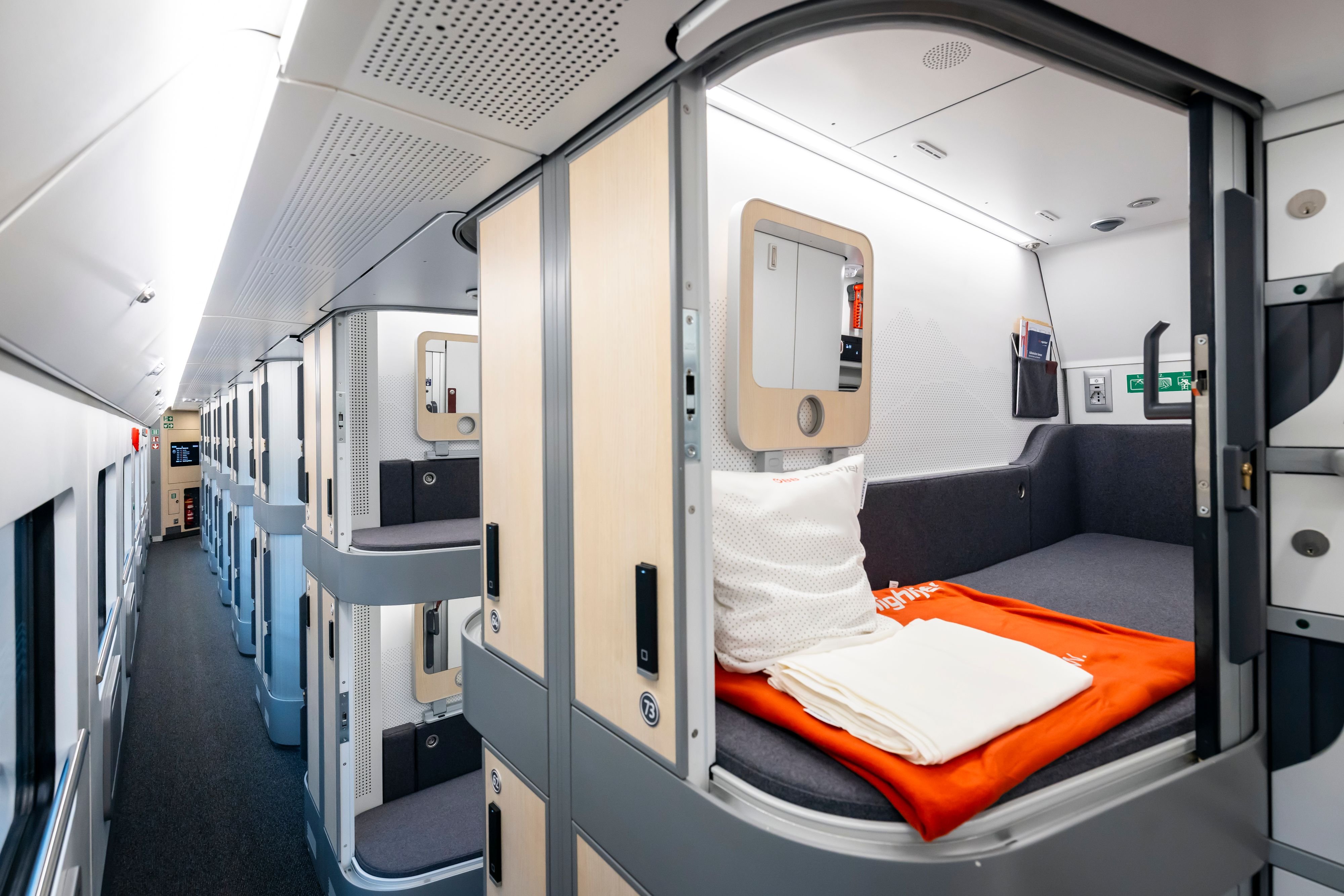 Platzangst-und-H-llenritt-Einmal-im-Nachtzug-nach-Hamburg-und-nie-wieder-