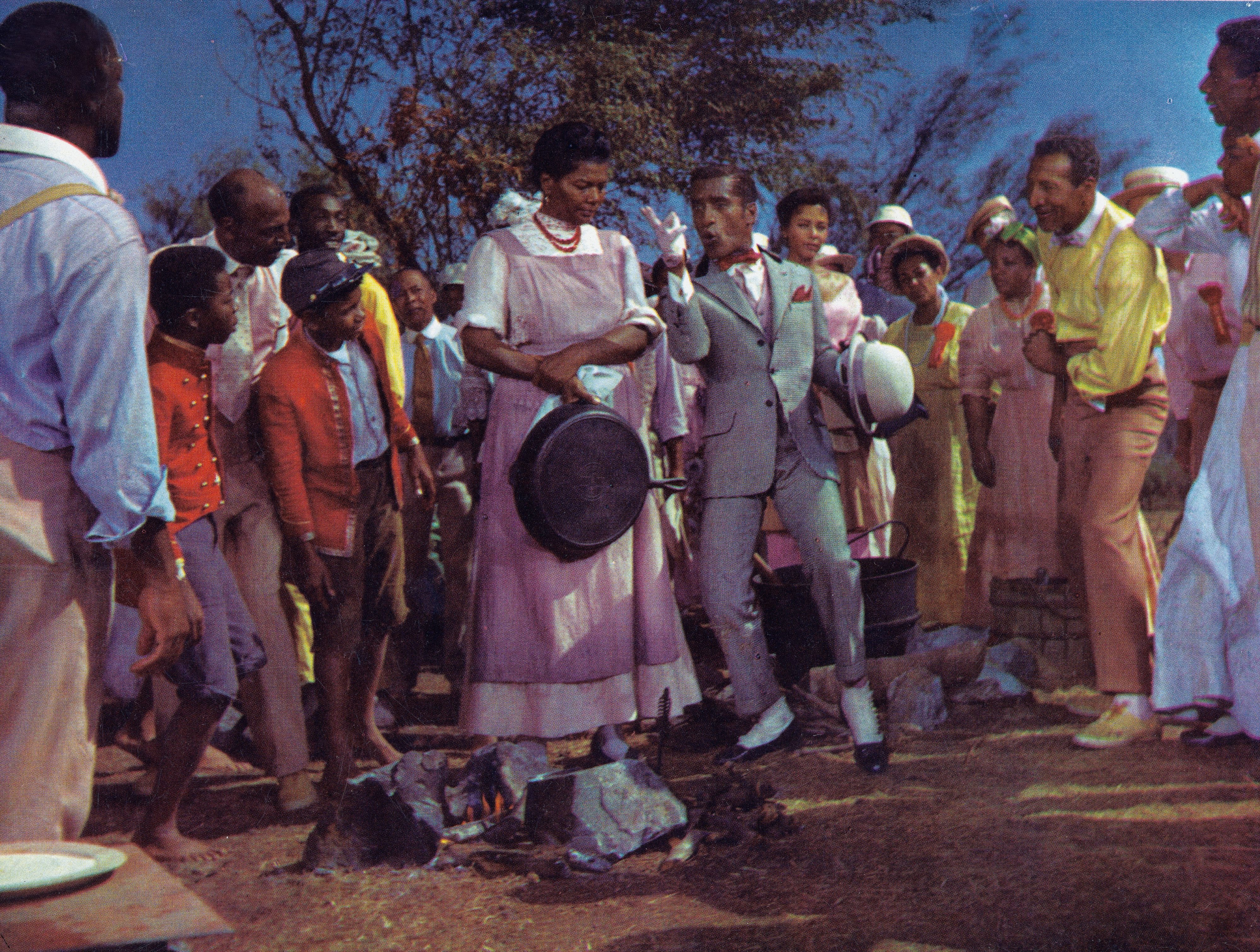 -Porgy-Bess-in-Basel-Drei-Chormitglieder-am-Theater-Basel-singen-nicht-mit