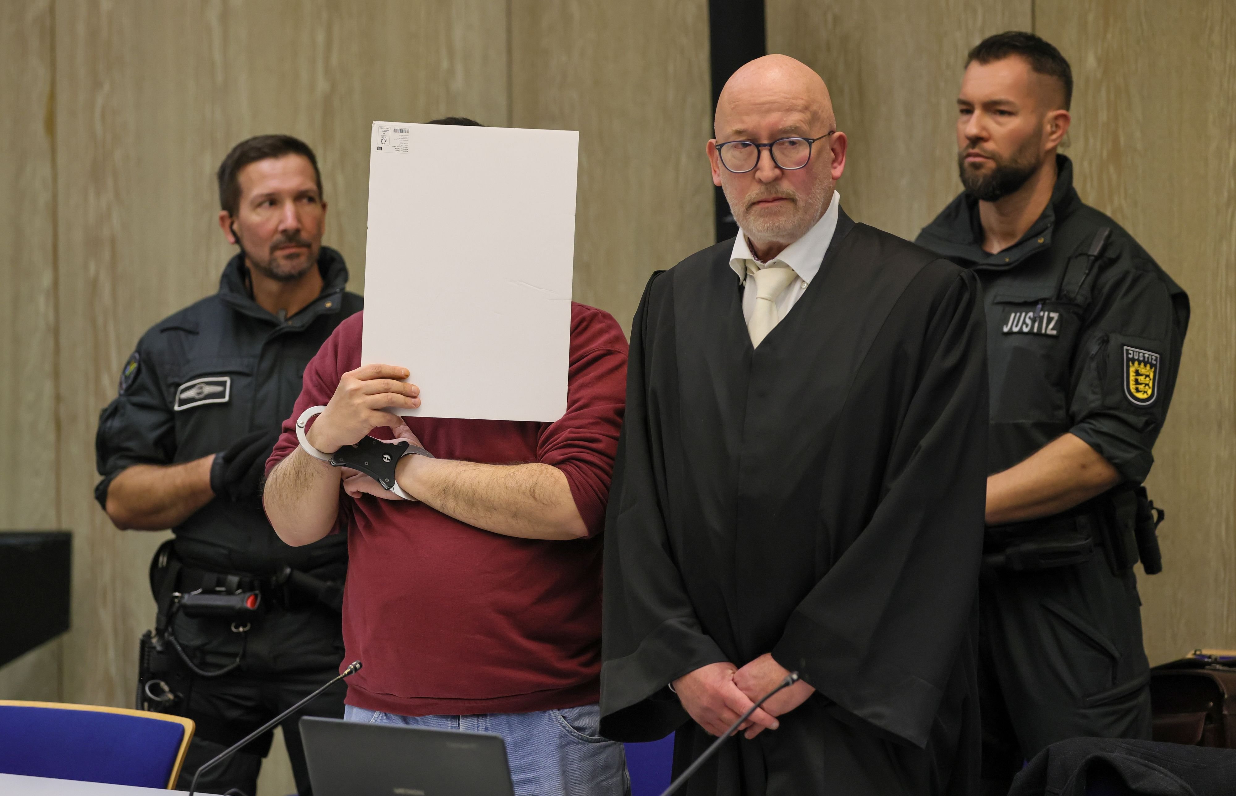 nach-amokfahrt-in-mannheim-mit-zwei-toten-40-j-hriger-t-ter-kommt-in-psychiatrie