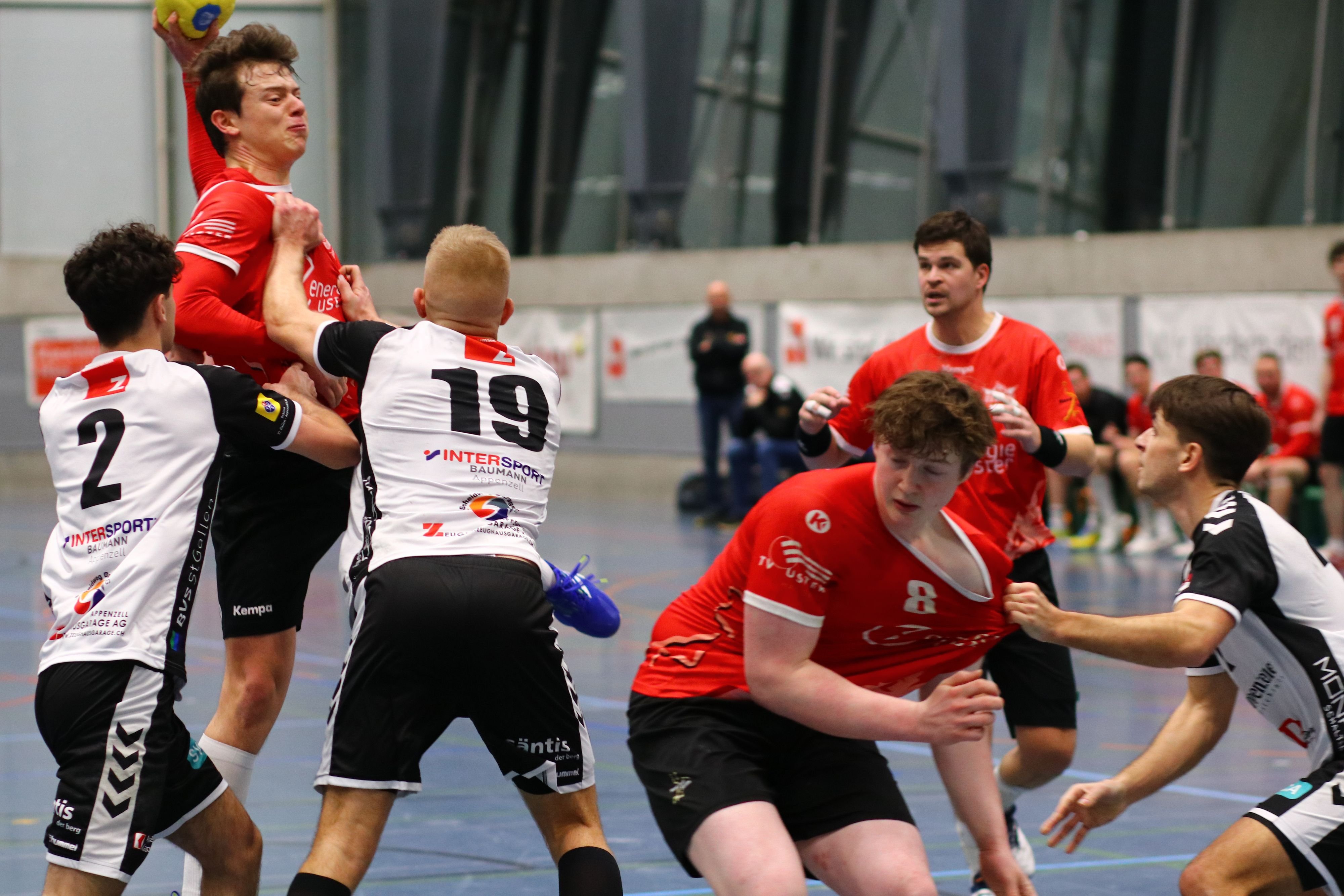 Achter-Sieg-in-Serie-und-erfolgreiche-Br-der-TV-Appenzell-gewinnt-bei-St-fa-Uster-31-25