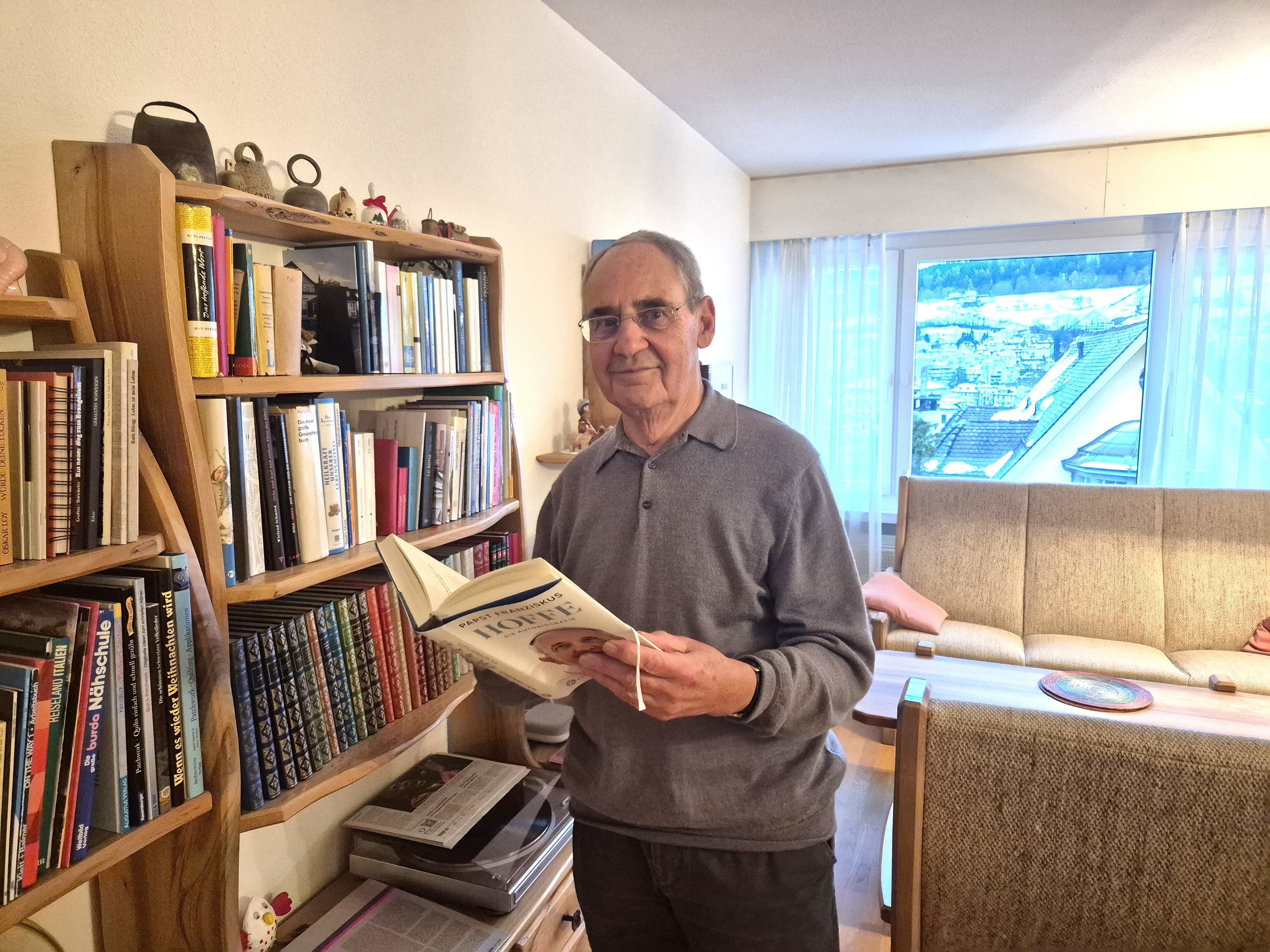 -Ich-wollte-nie-in-die-Stadt-und-schon-gar-nicht-in-den-Dom-Pfarrer-Josef-Raschle-ber-seine-Zeit-als-Dompfarrer-in-St-Gallen