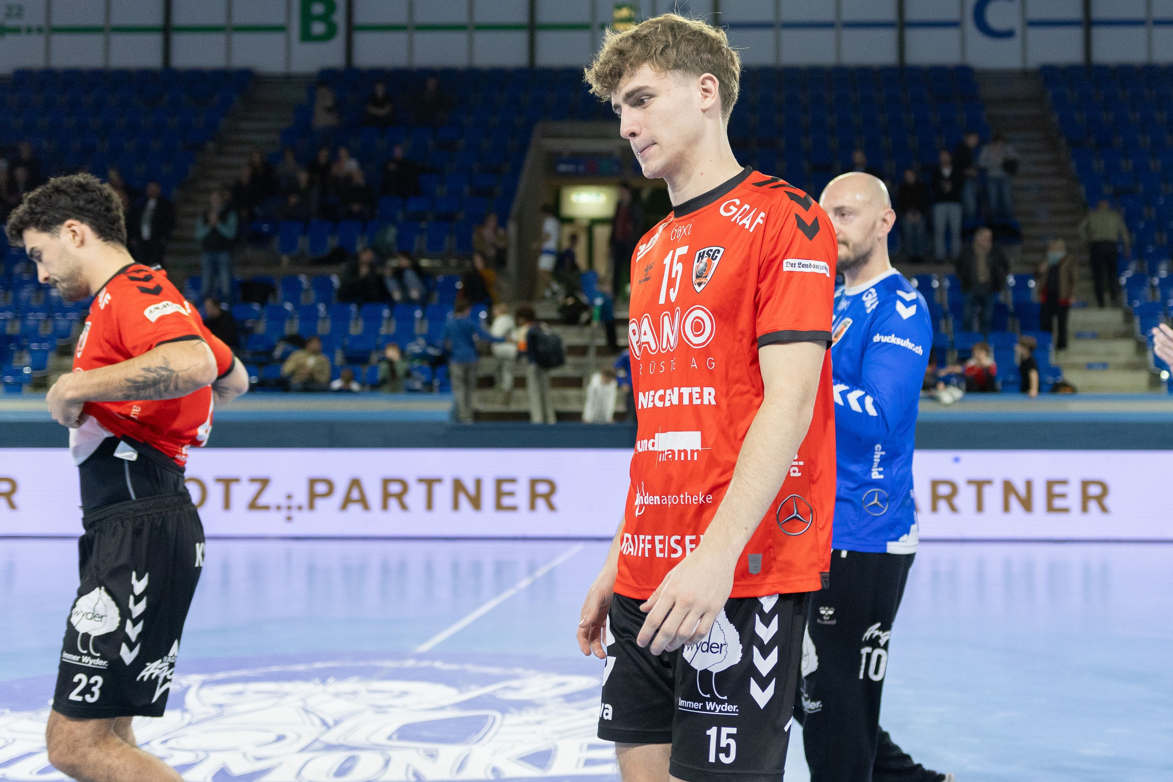 Der-HSC-Suhr-Aarau-verliert-und-berwintert-auf-Playout-Platz