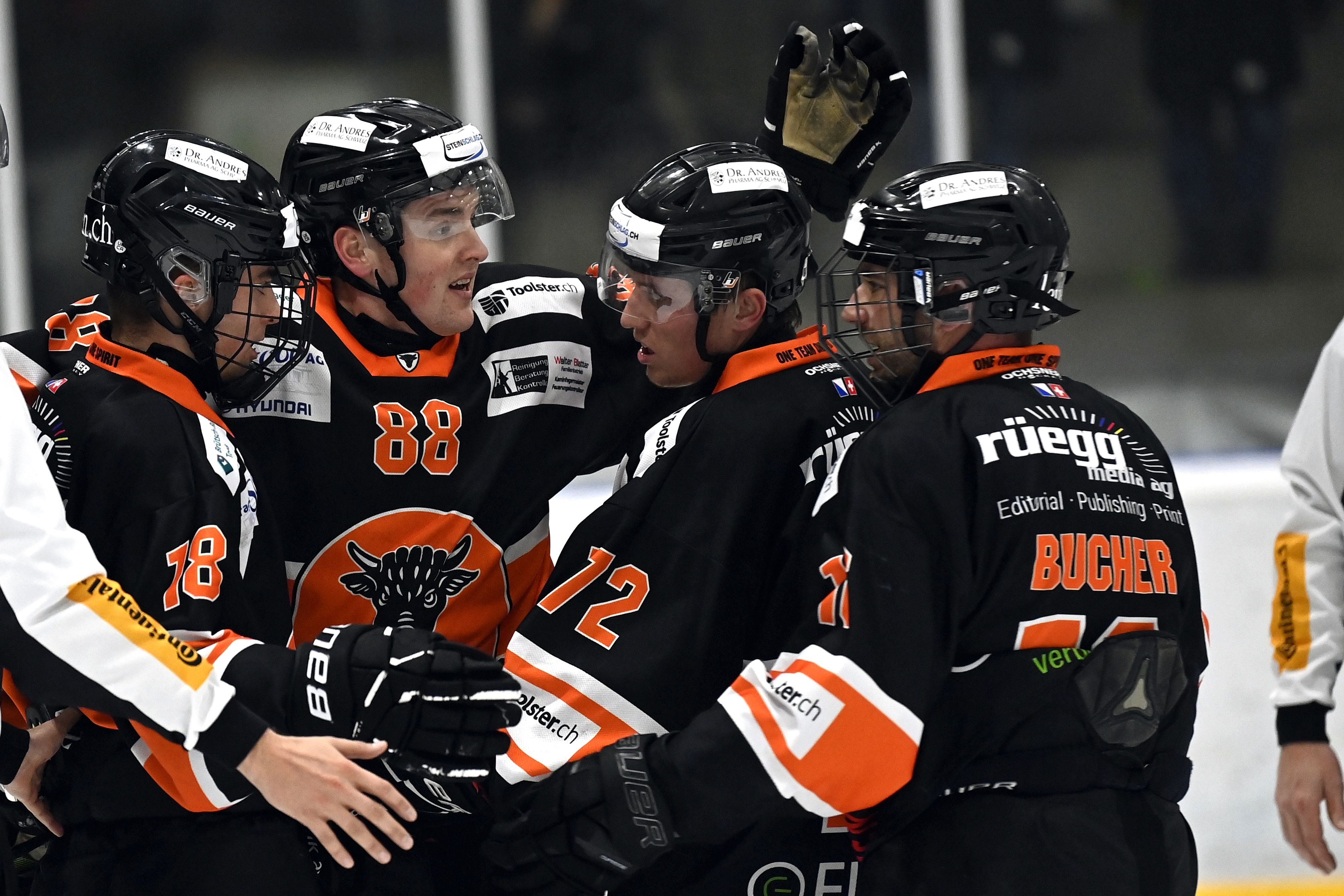 Wieder-die-Wende-im-letzten-Drittel-Der-EHC-Urdorf-siegt-im-Zank-Spiel-gegen-EV-Zug-II