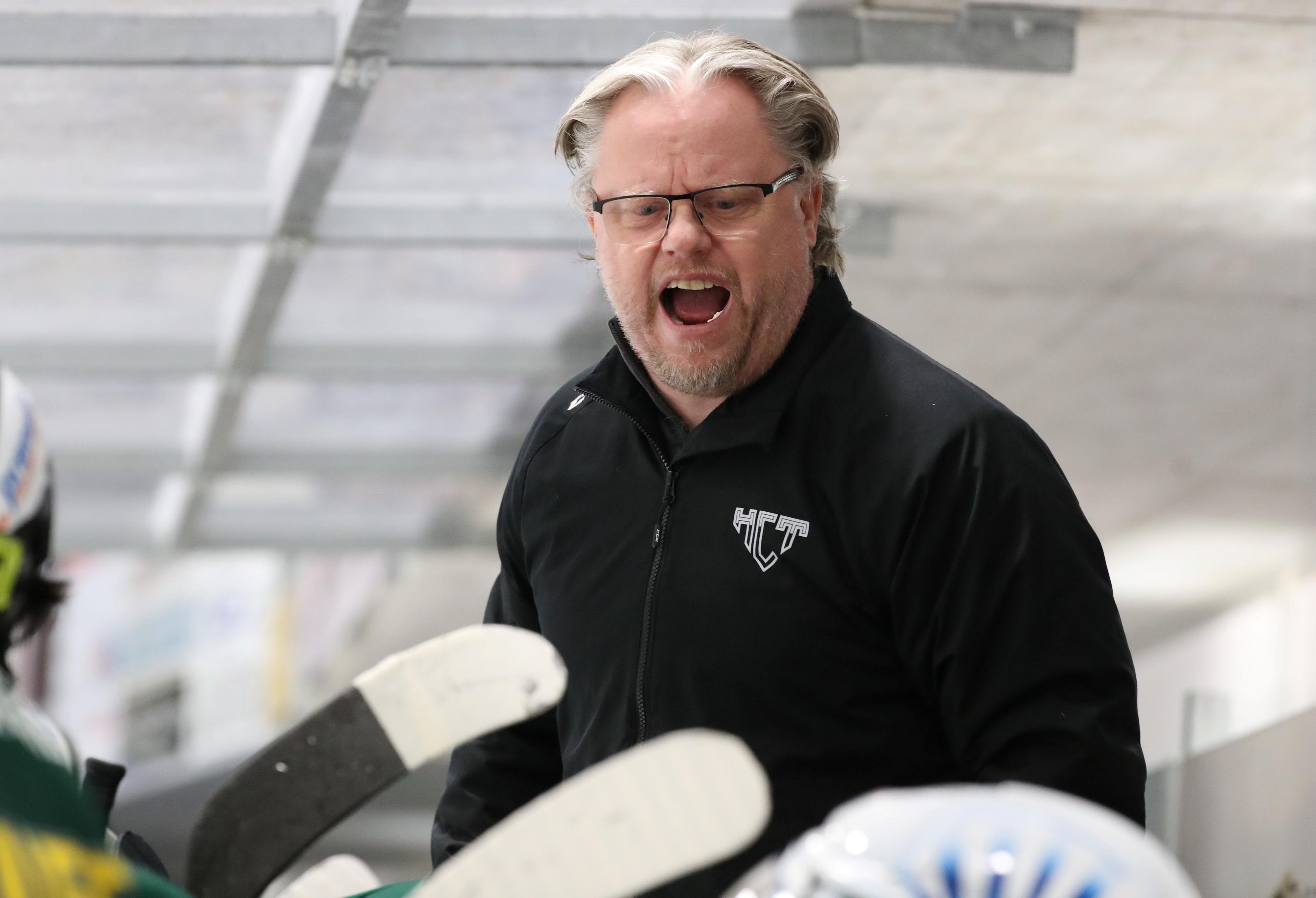 HC-Thurgau-holt-sich-mit-Pflichtsieg-in-Arosa-die-Tabellenf-hrung