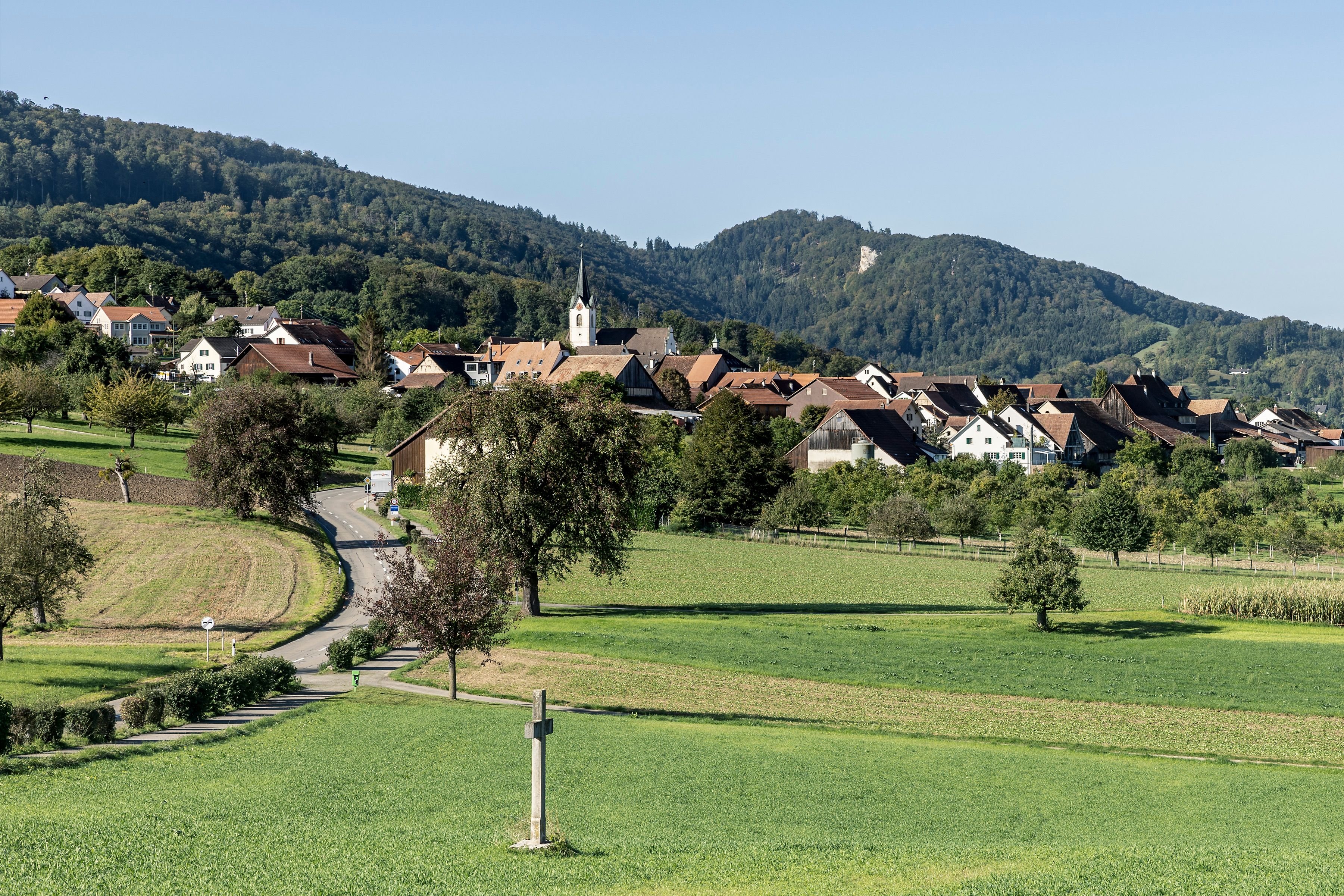 Unterschiedliche-Gem-tslagen-im-Schwarzbubenland-Metzerlen-Mariastein-erh-ht-die-Steuern-Nunningen-senkt-sie