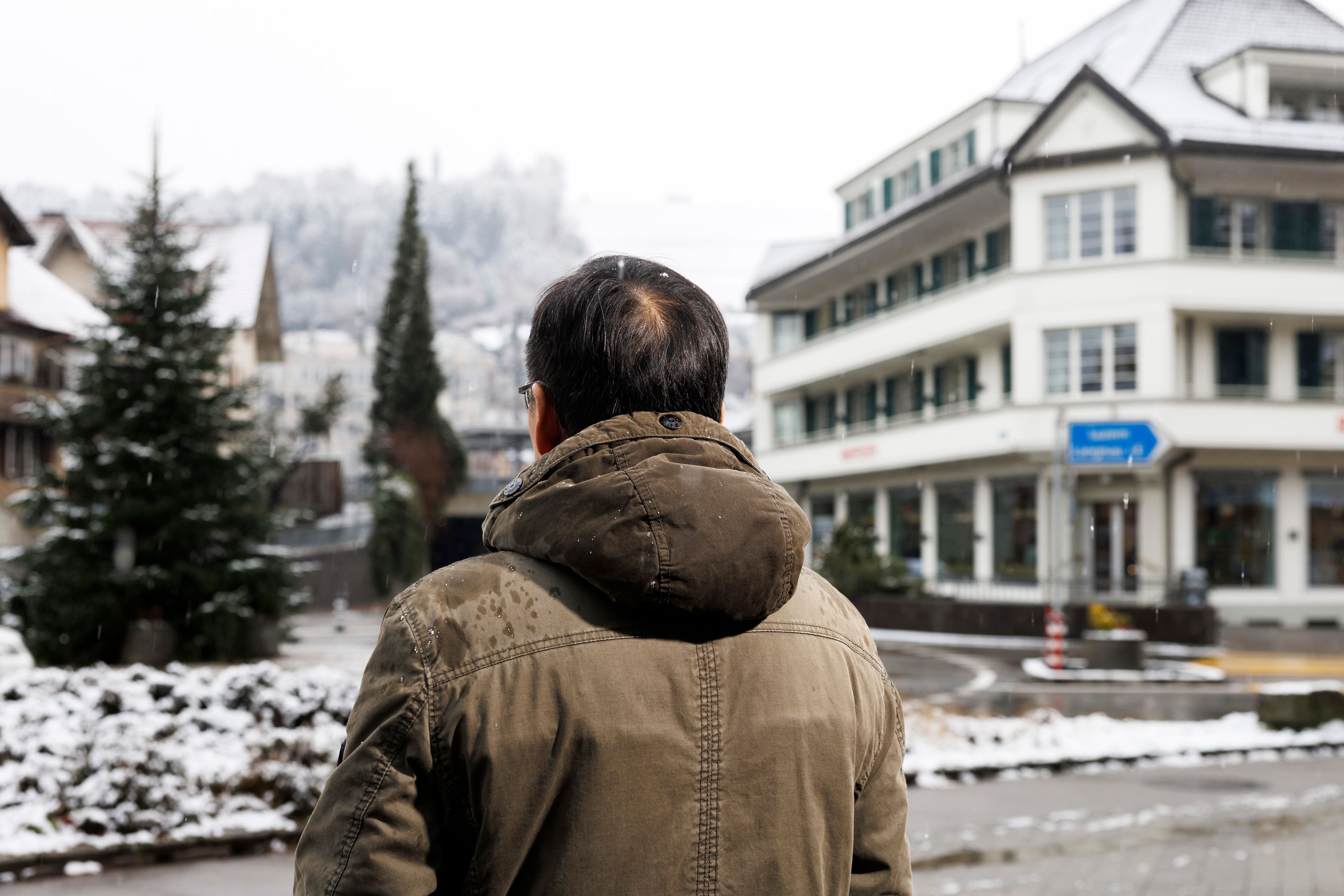 nur-nicht-auffallen-ein-stiller-kampf-um-ein-legales-leben