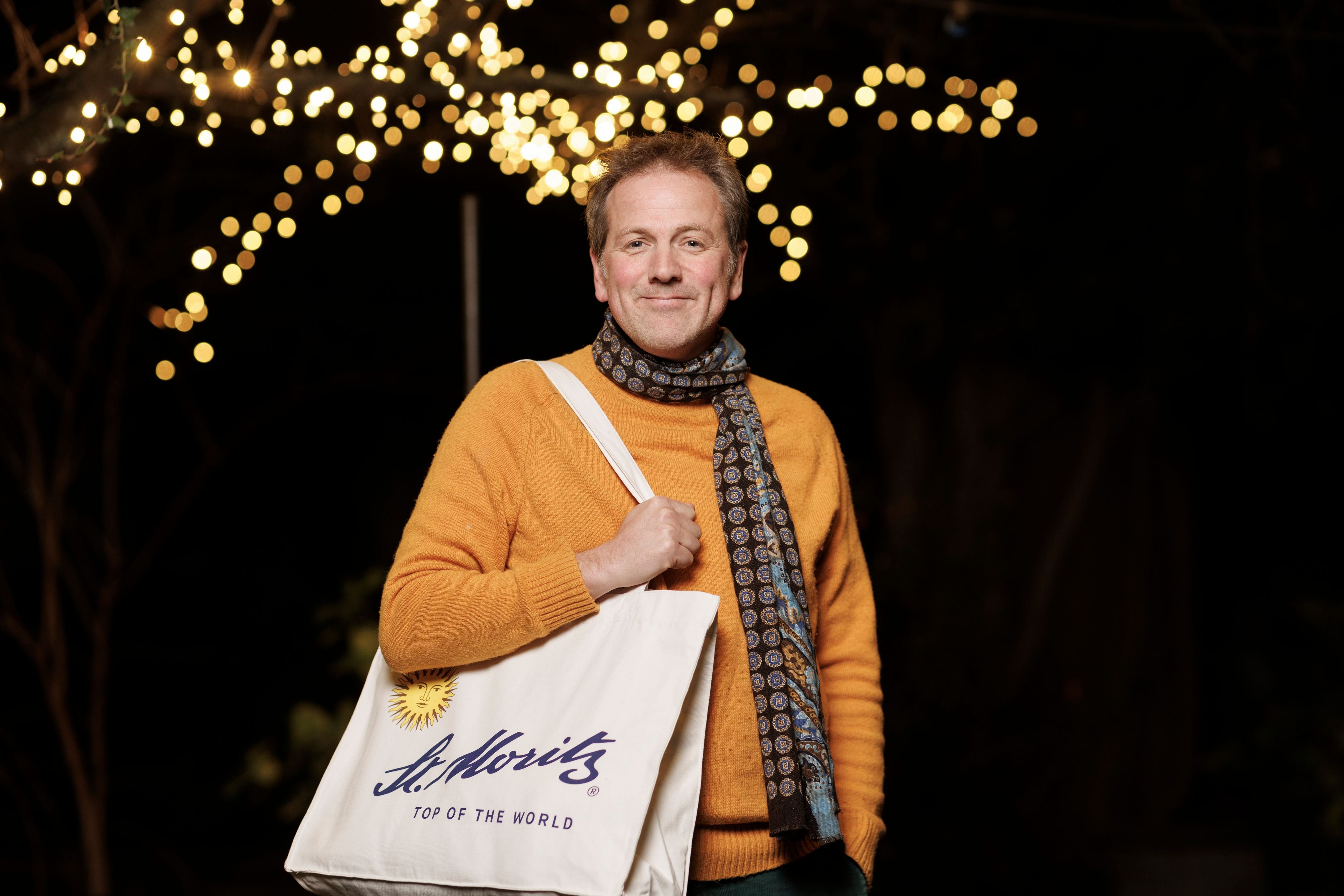 Christian-Jott-Jenny-im-Kurtheater-Ich-muss-St-Moritz-verklickern-warum-ich-Baden-den-Vortritt-gebe-