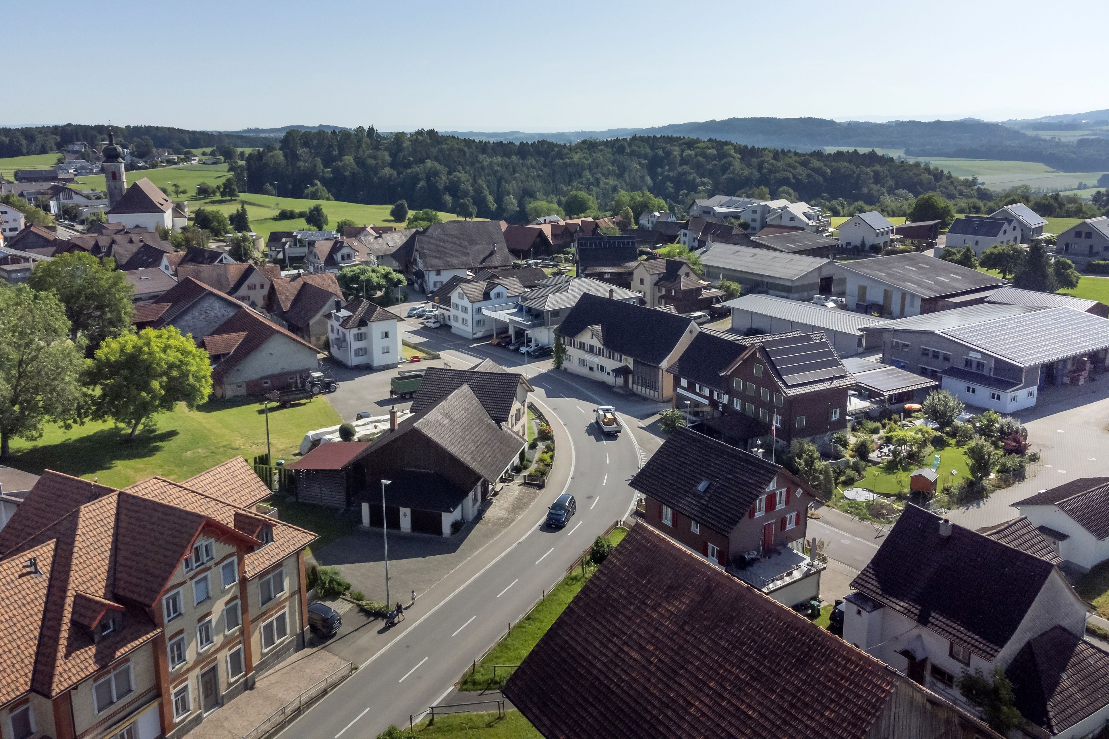 Gemeinde-zeigte-fr-heres-Beh-rdenmitglied-an-nach-drei-Jahren-wurde-das-Verfahren-eingestellt-was-war-los-in-Niederhelfenschwil-