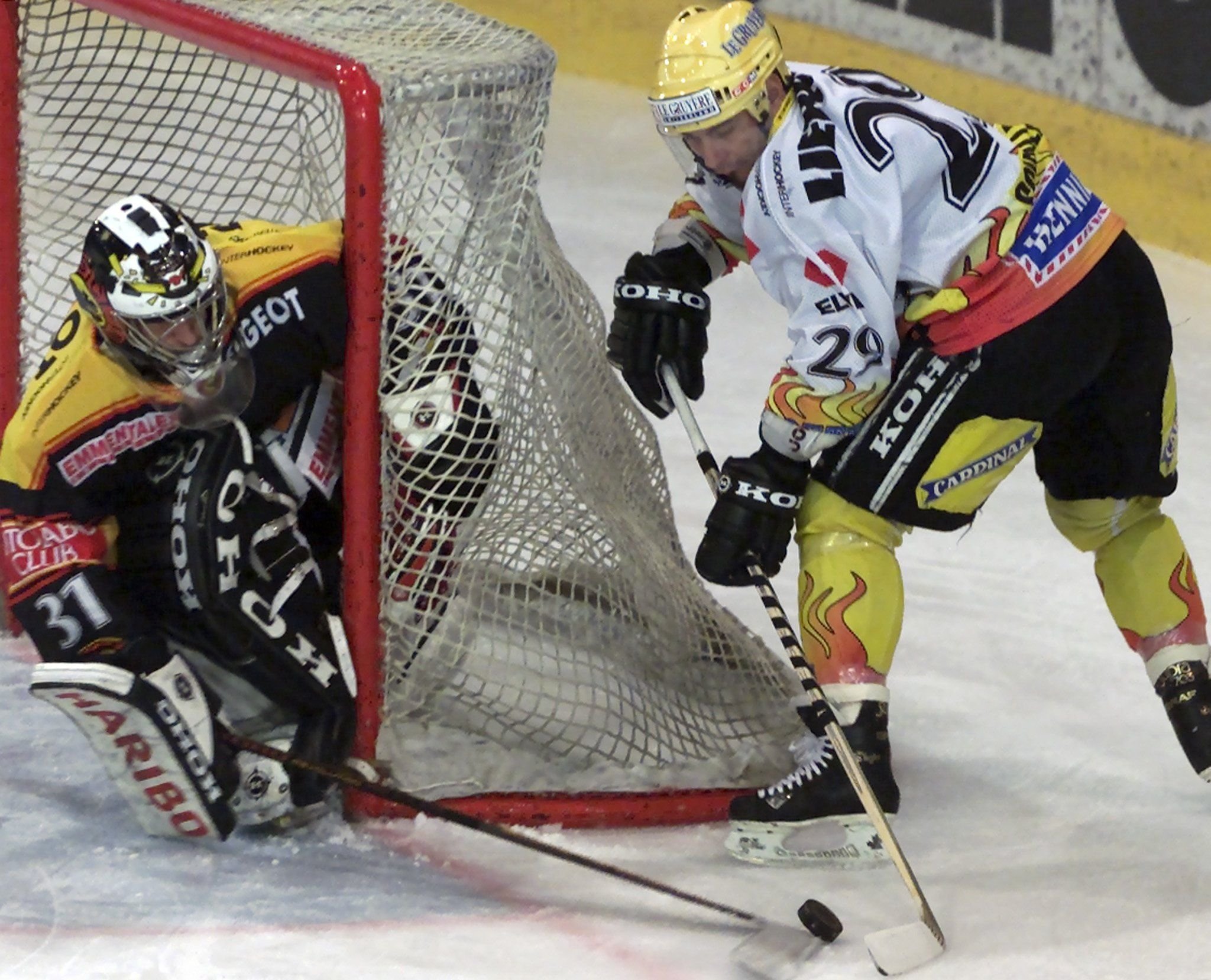 So-w-re-Fribourg-Schweizer-Meister-geworden-und-Zug-in-den-Niederungen-des-Amateurhockeys-gelandet