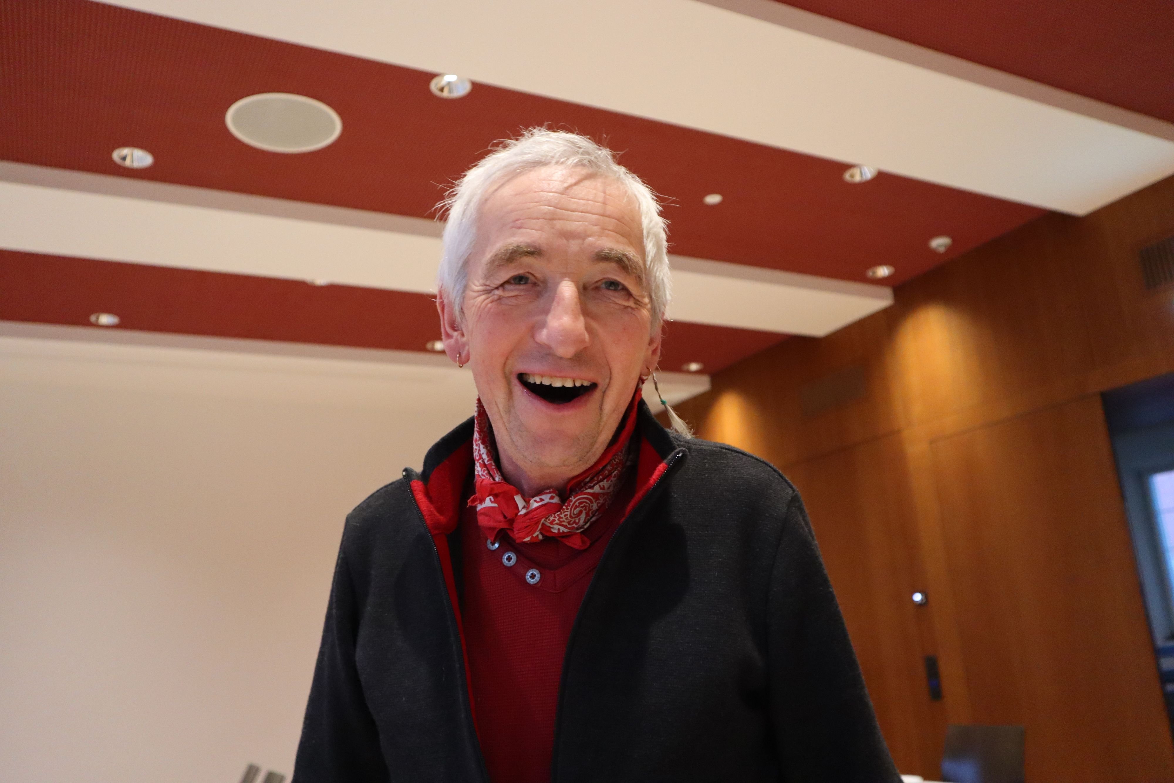 zwischen-k-lte-und-w-rme-das-frauenfelder-weihnachtssingen-machte-station-vor-dem-spital-und-im-gef-ngnis