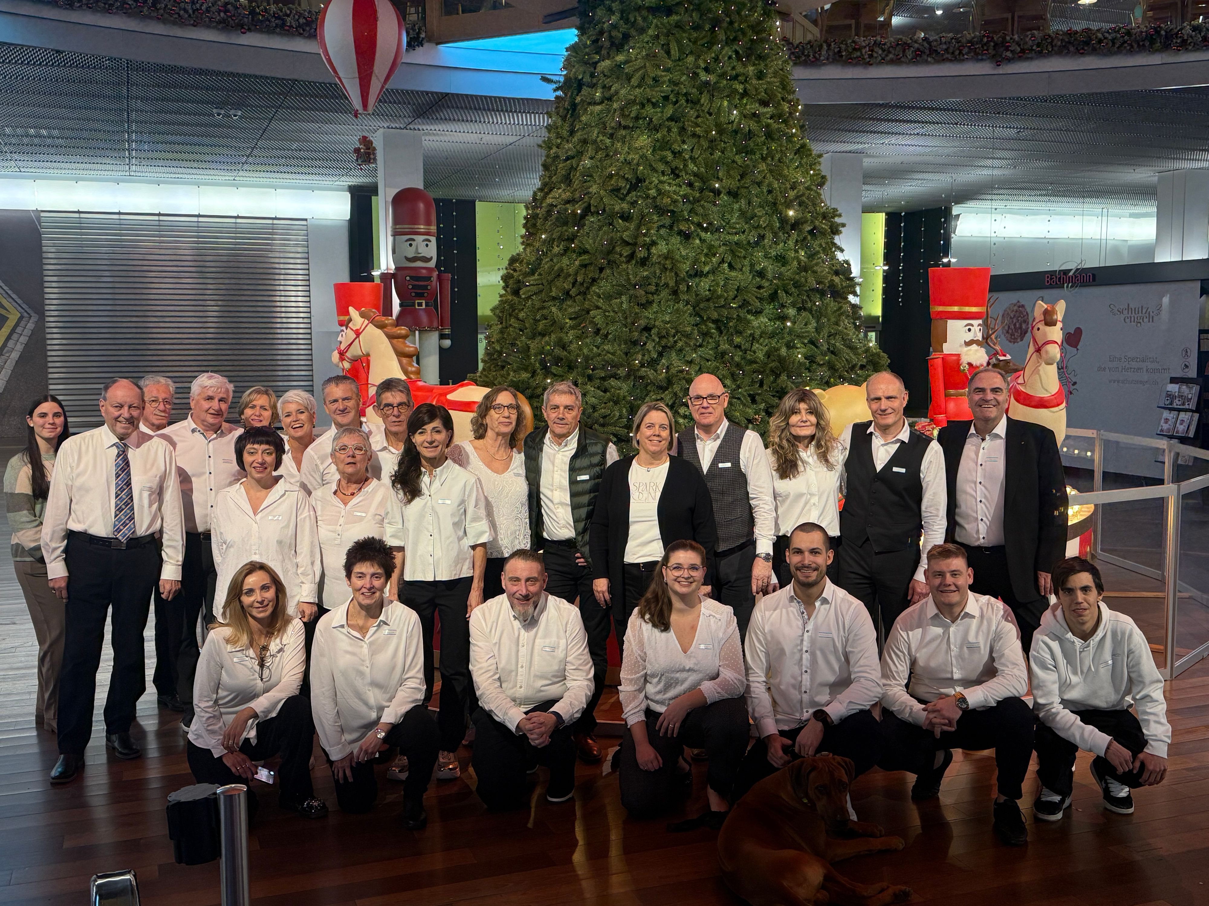 -ber-100-Anmeldungen-Zum-ersten-Mal-trafen-sich-an-Heiligabend-einsame-Menschen-im-Shoppi-Tivoli