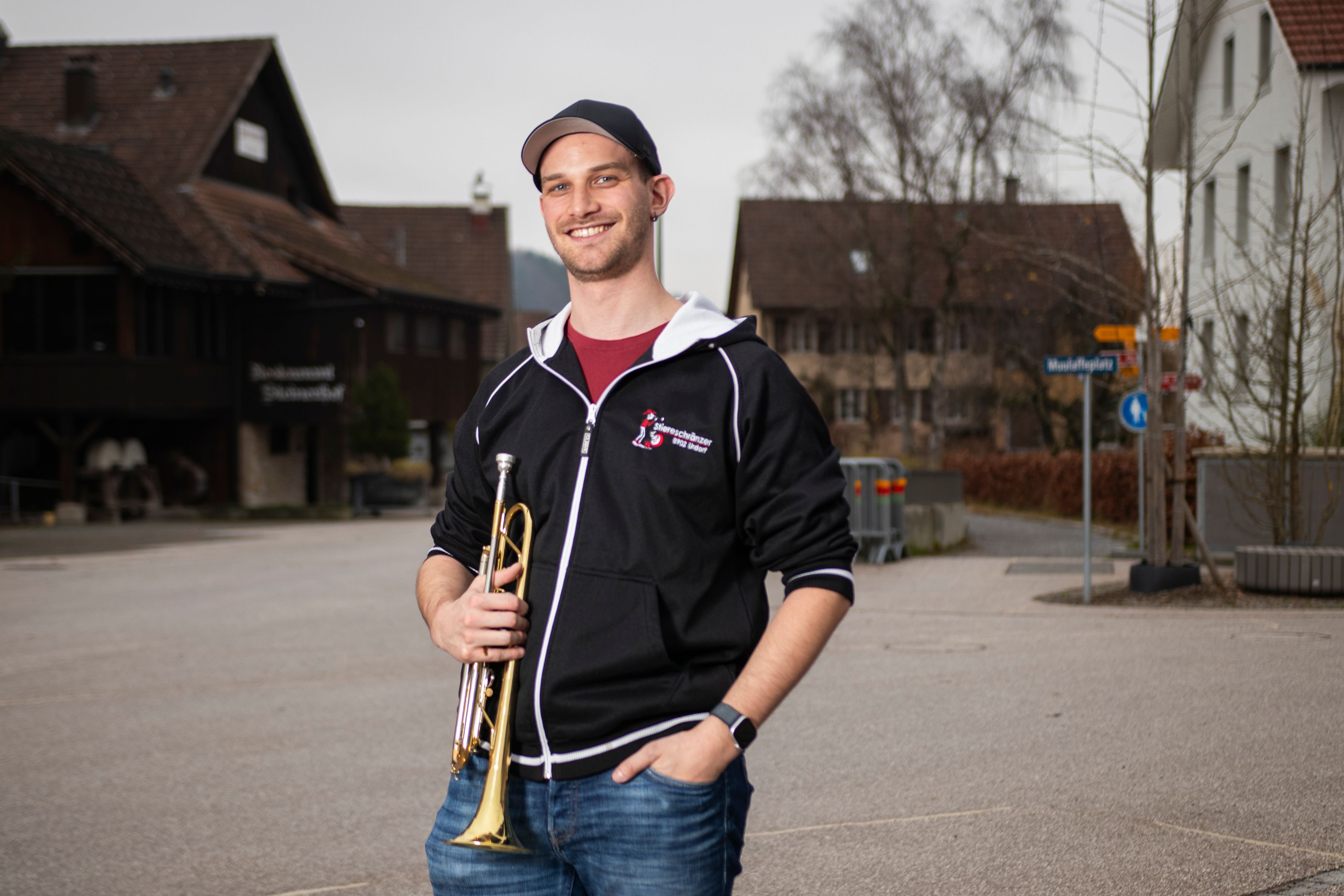 -Es-wird-immer-schwieriger-einen-Verein-am-Leben-zu-halten-Renato-Scheurer-ber-50-Jahre-Stiereschr-nzer