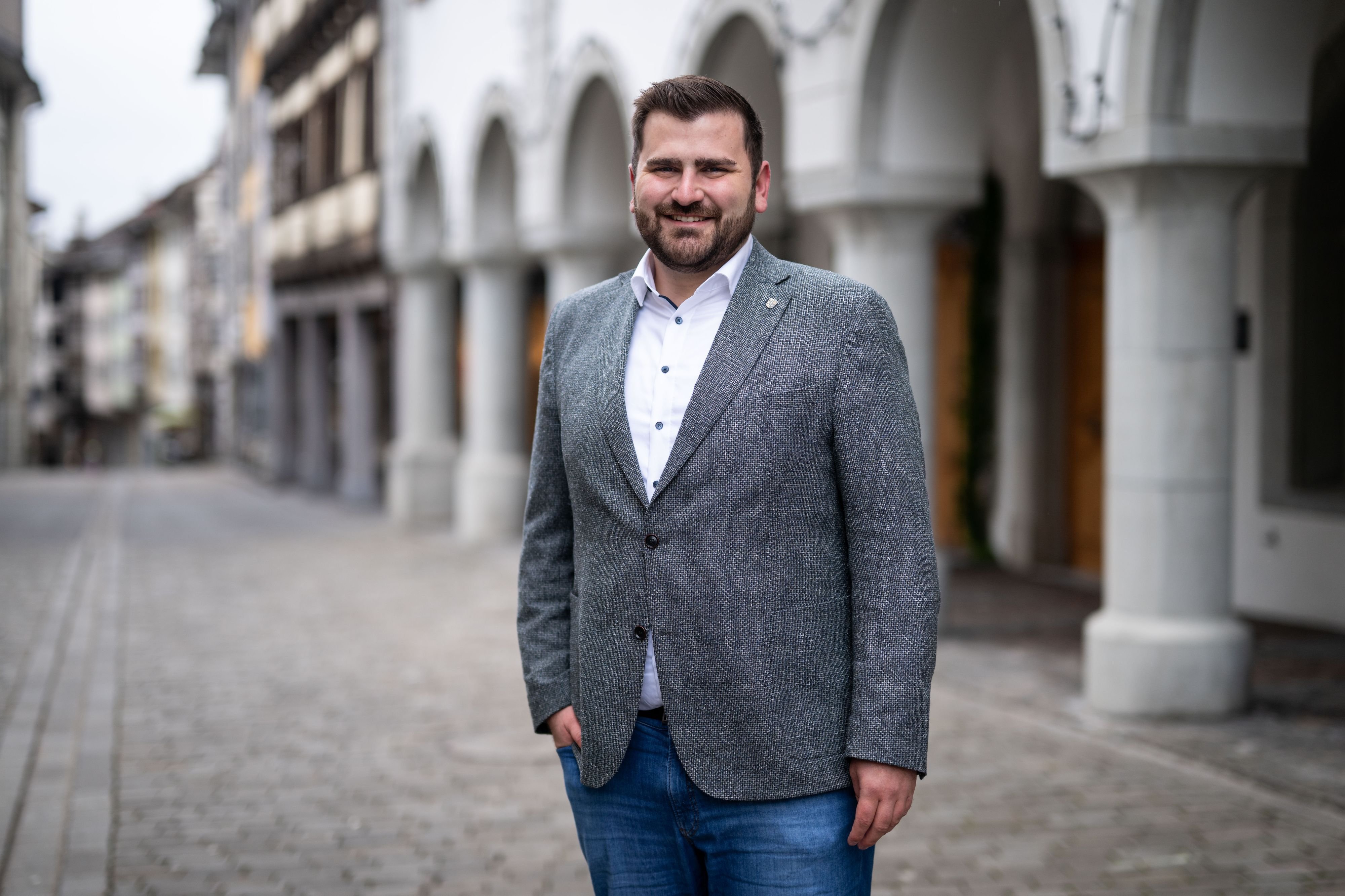 dominik-egli-wird-der-j-ngste-h-chste-wiler-der-geschichte-im-parlament-will-er-die-glocke-h-ufiger-einsetzen-als-seine-vorg-ngerin