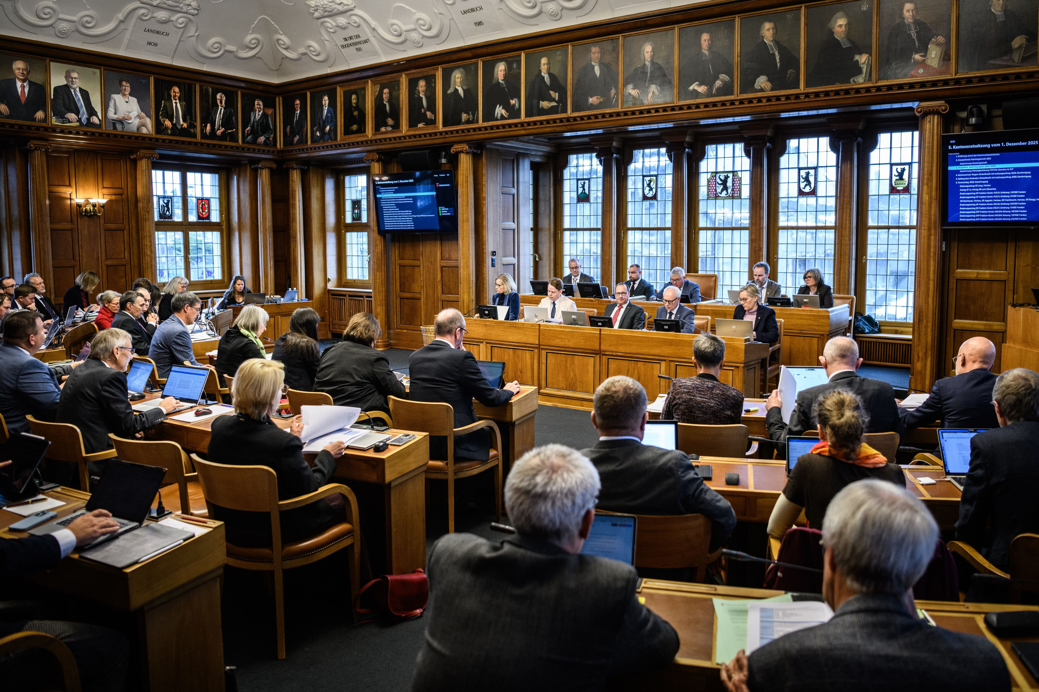 R-cktritt-von-Regierungsrat-Alfred-Stricker-neue-Kantonsverfassung-und-eine-m-gliche-Steuererh-hung-Das-gab-2025-in-Ausserrhoden-zu-reden